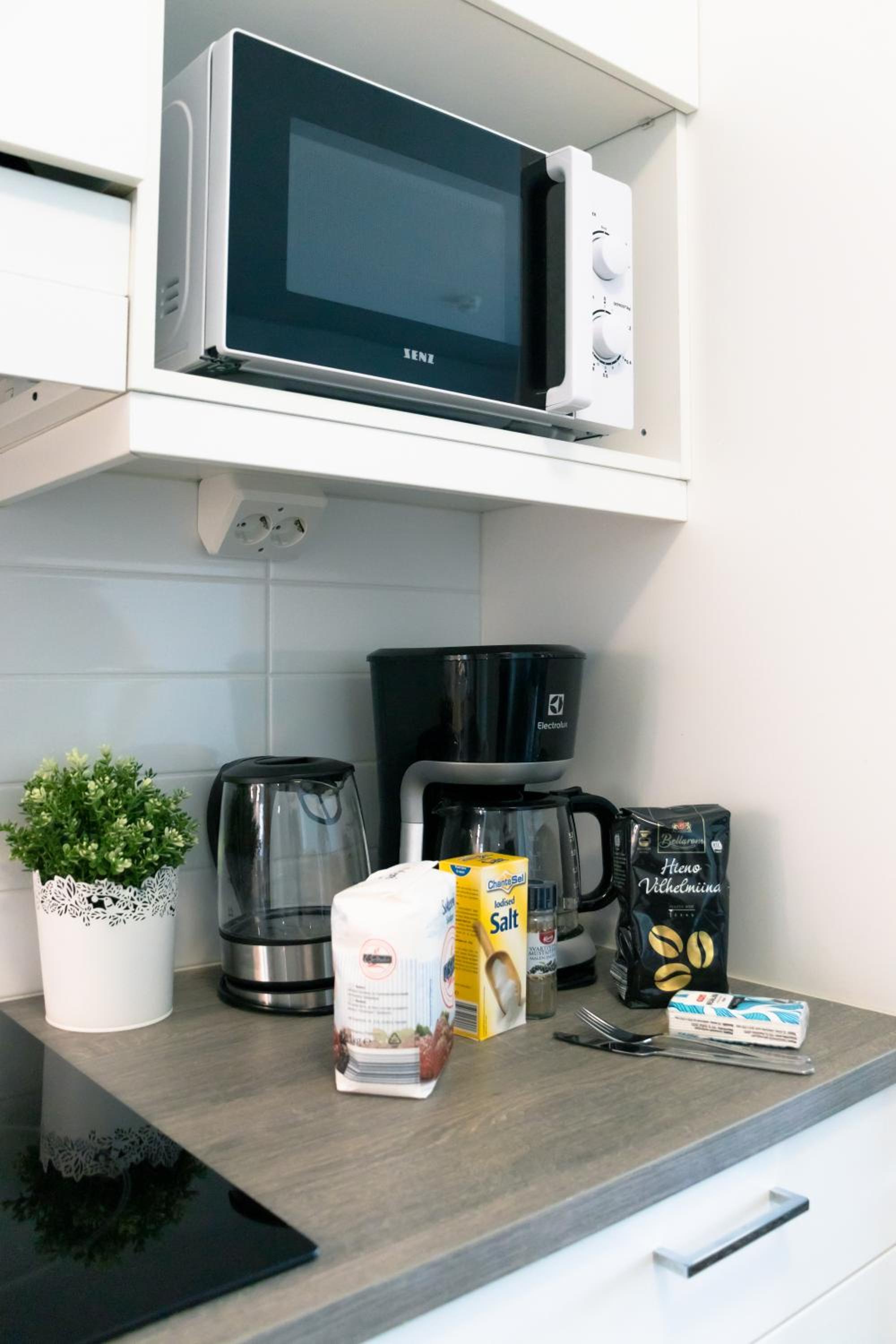 Studio Apartment - Photo 14