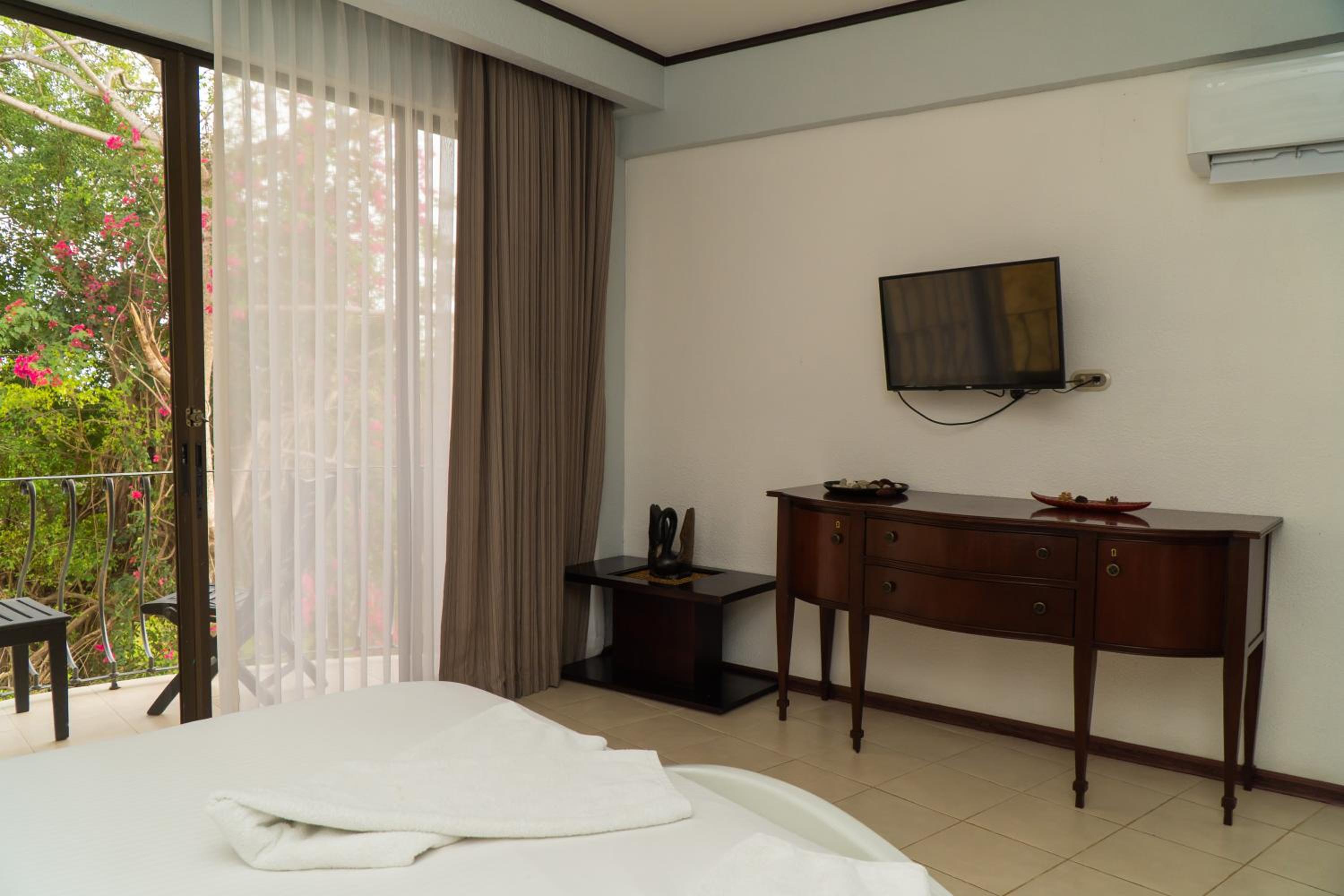 Standard Room photo 3