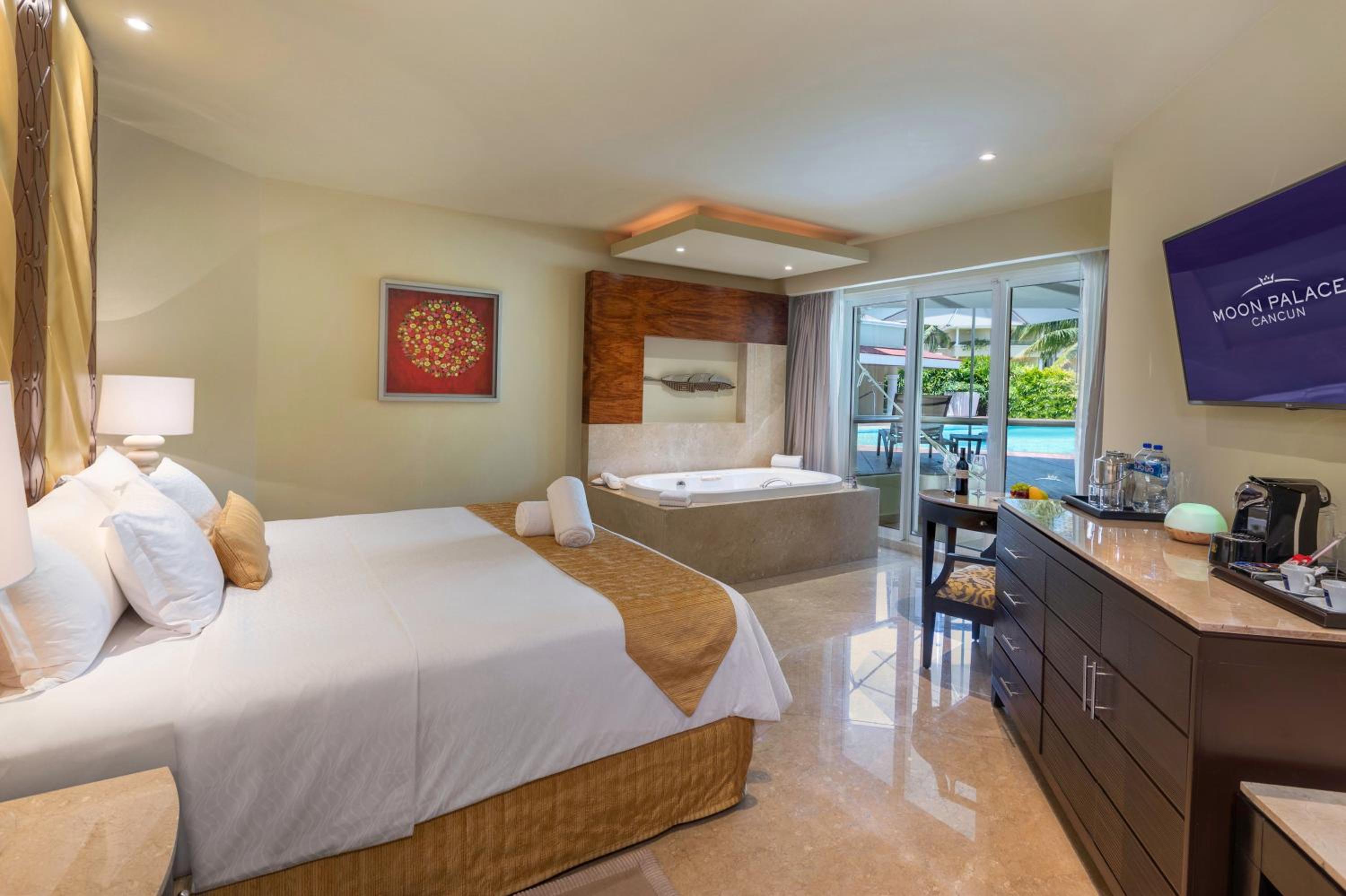 Swim Up Suite Garden View - Kids & Teens Free