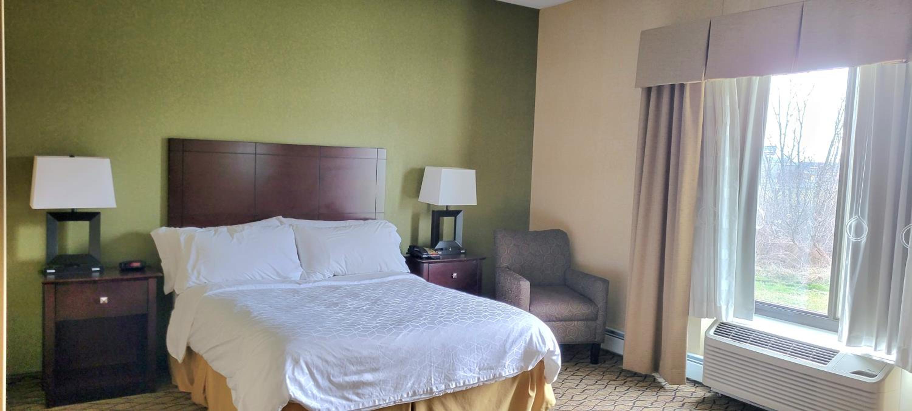 King Room - Disability Access photo 1