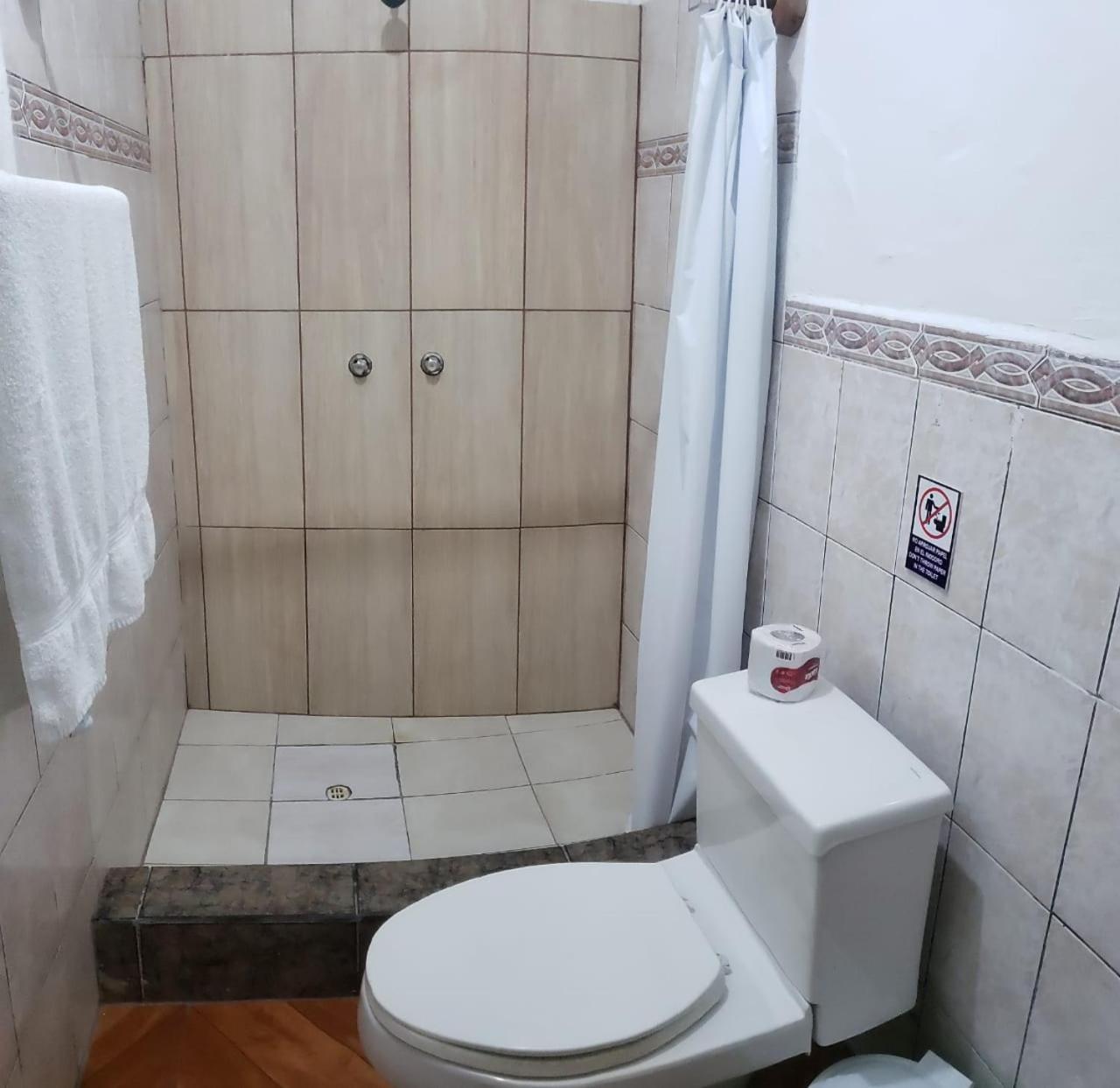 Budget Double Room photo 2