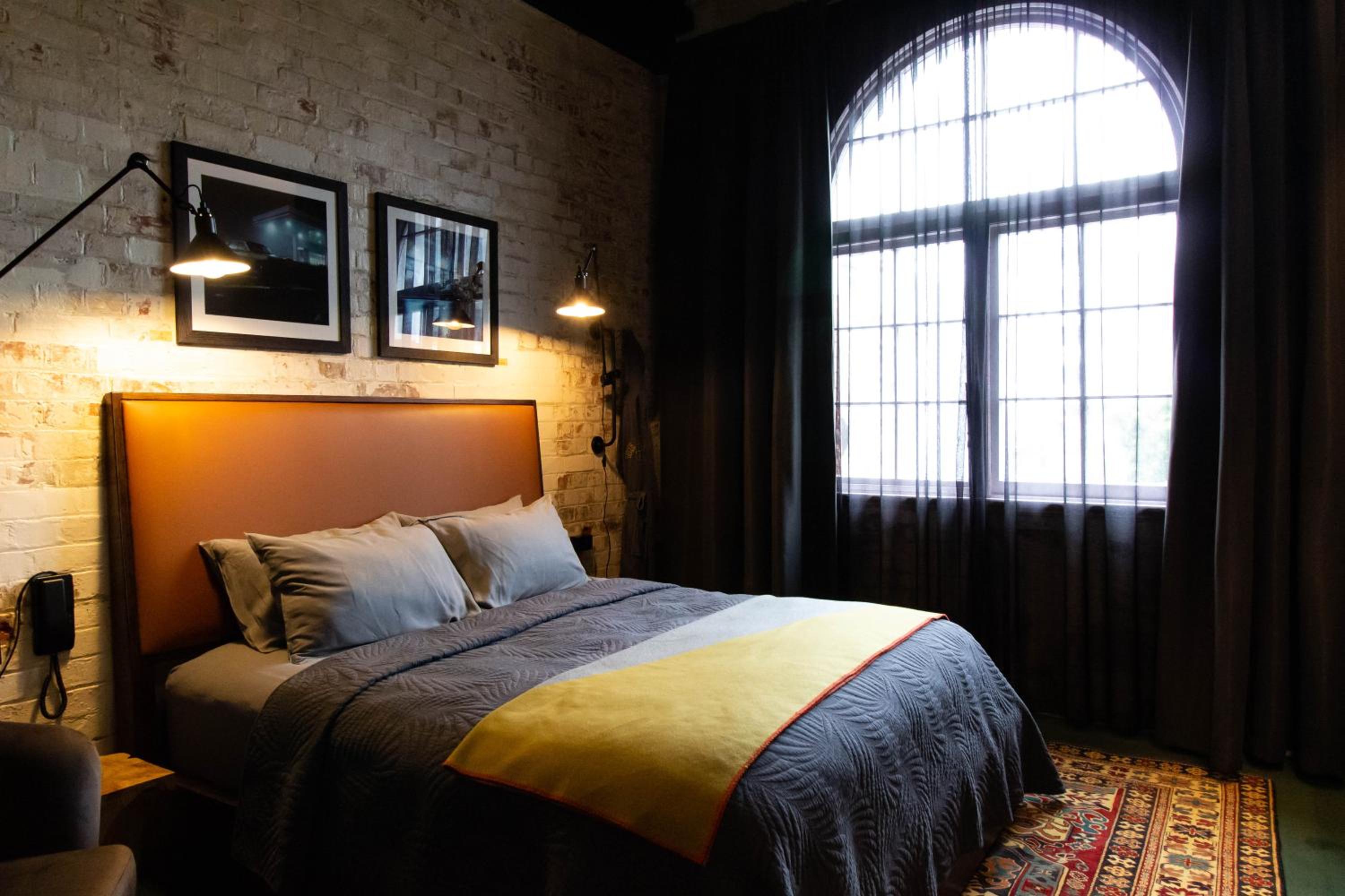 King Suite - Photo 1