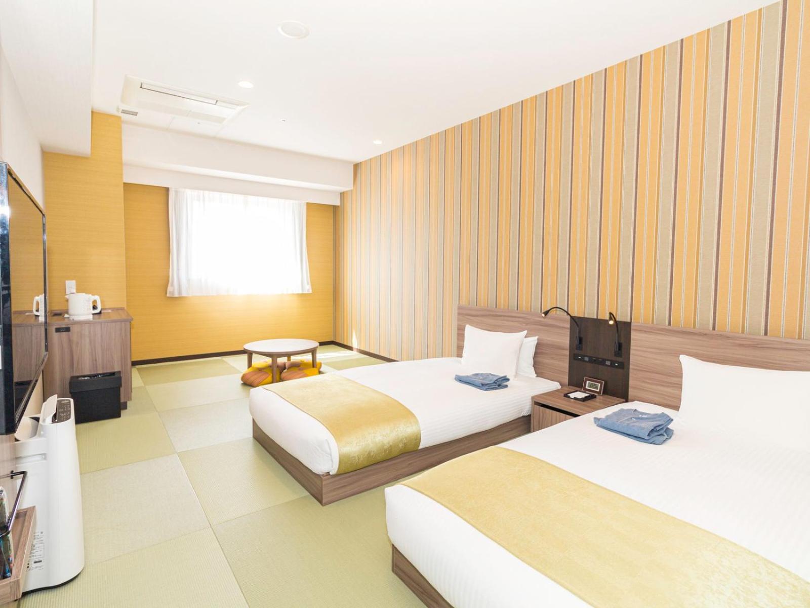 Deluxe Japanese Twin Room for 2 adult - Photo 1