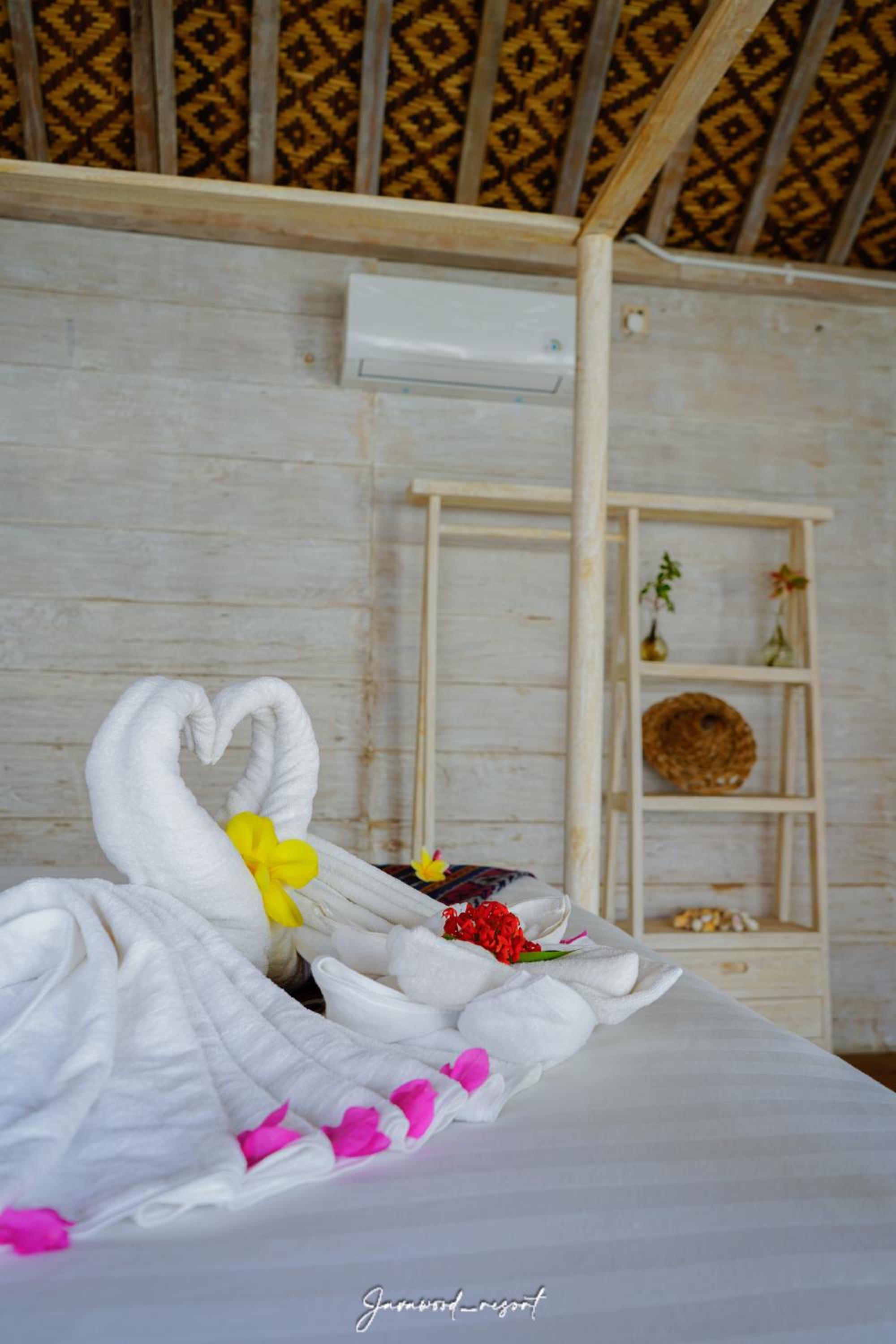 Double Room with Balcony - Photo 6
