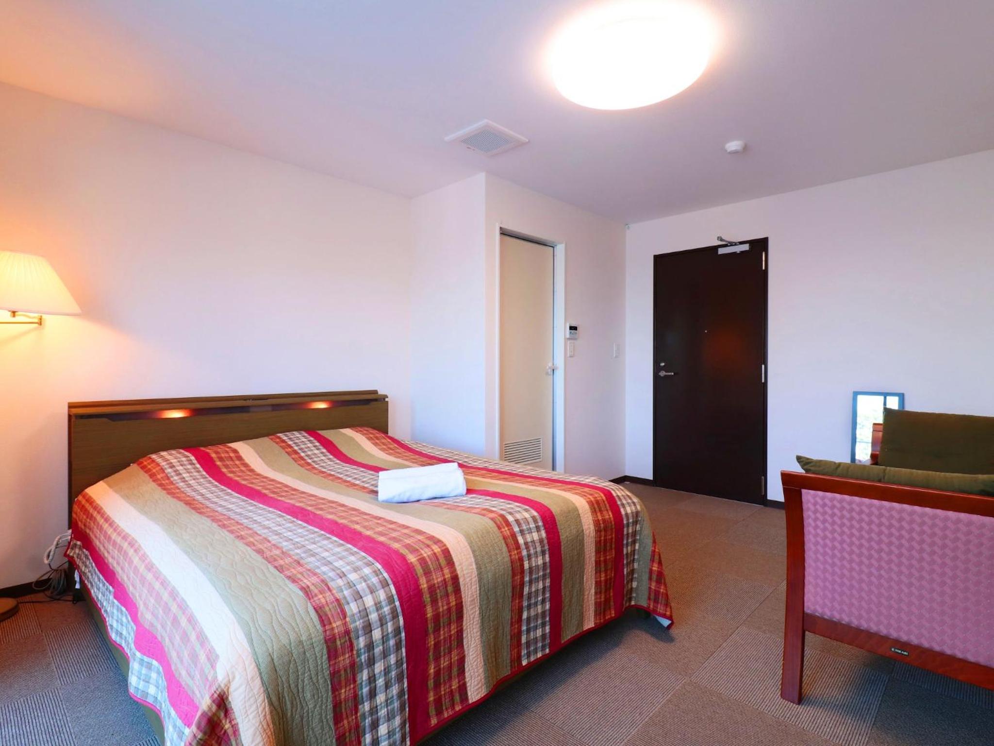 King Room with Sea View - Photo 3