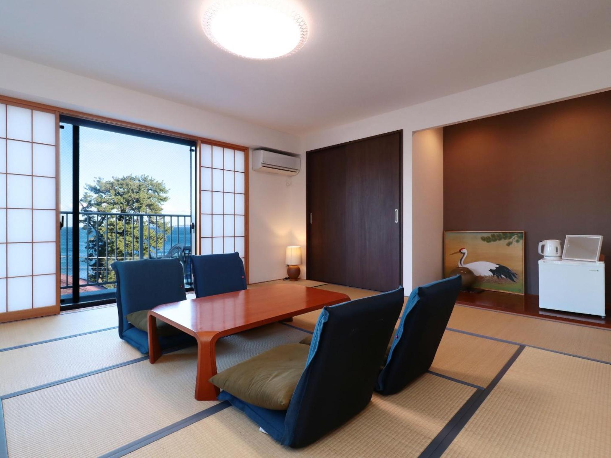 Family Room with Sea View - Photo 1