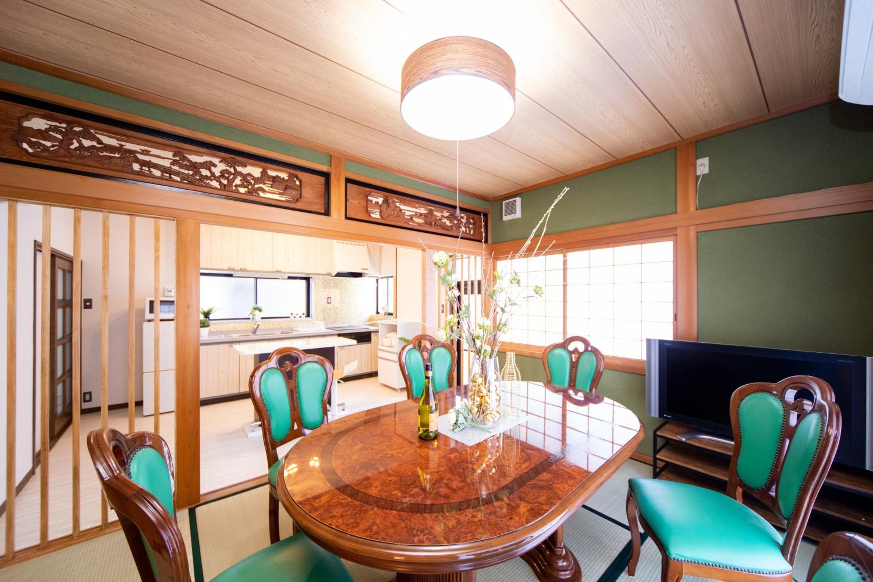 Three-Bedroom House - Photo 7