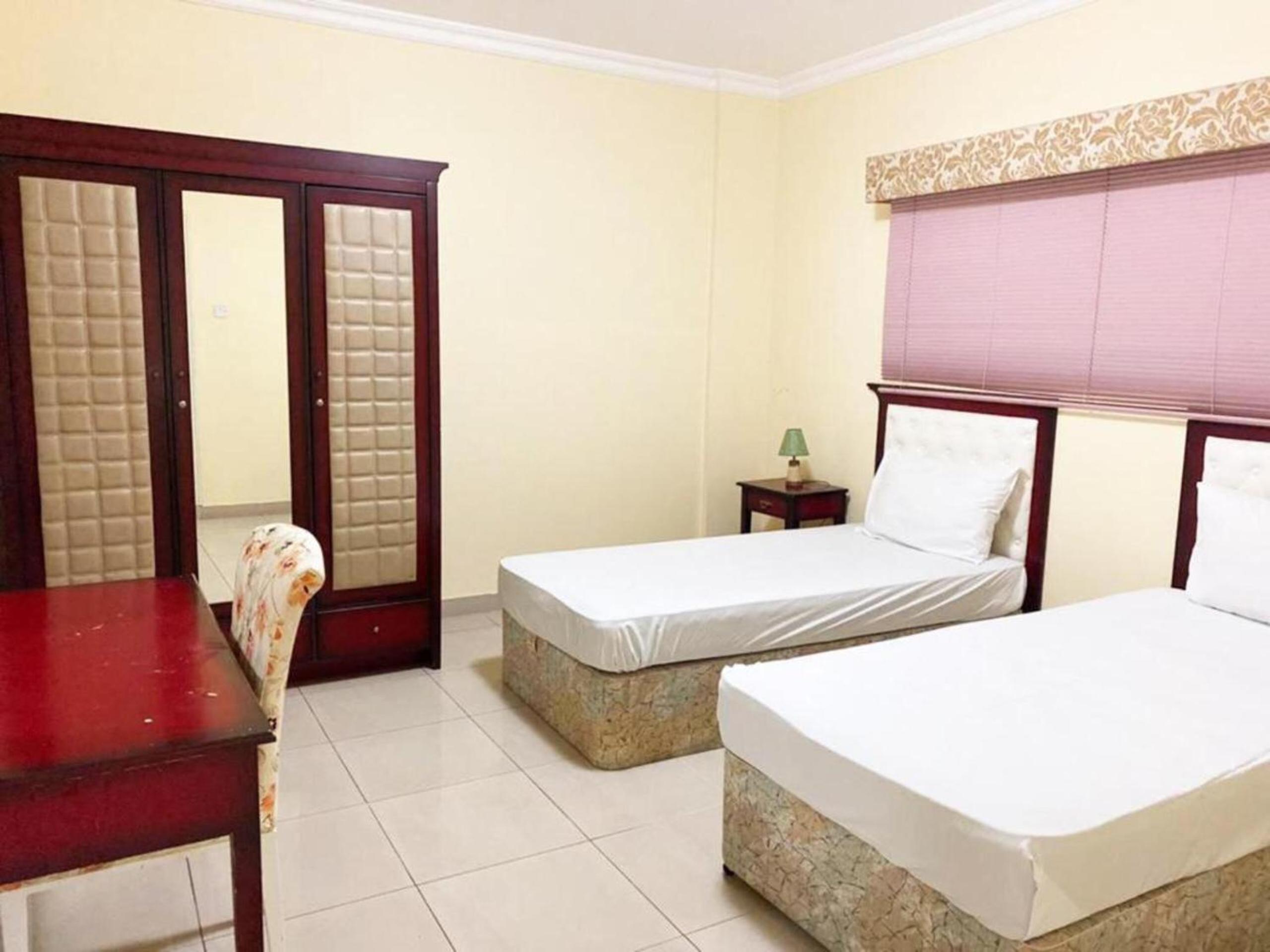 Two-Bedroom Apartment - Photo 3