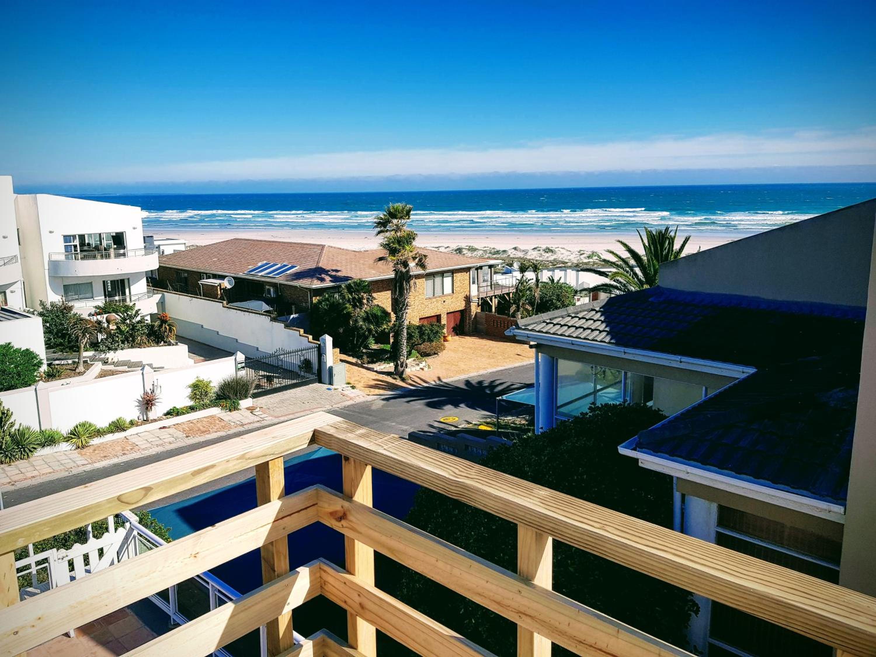 Apartment - Split Level with Ocean View - Photo 6