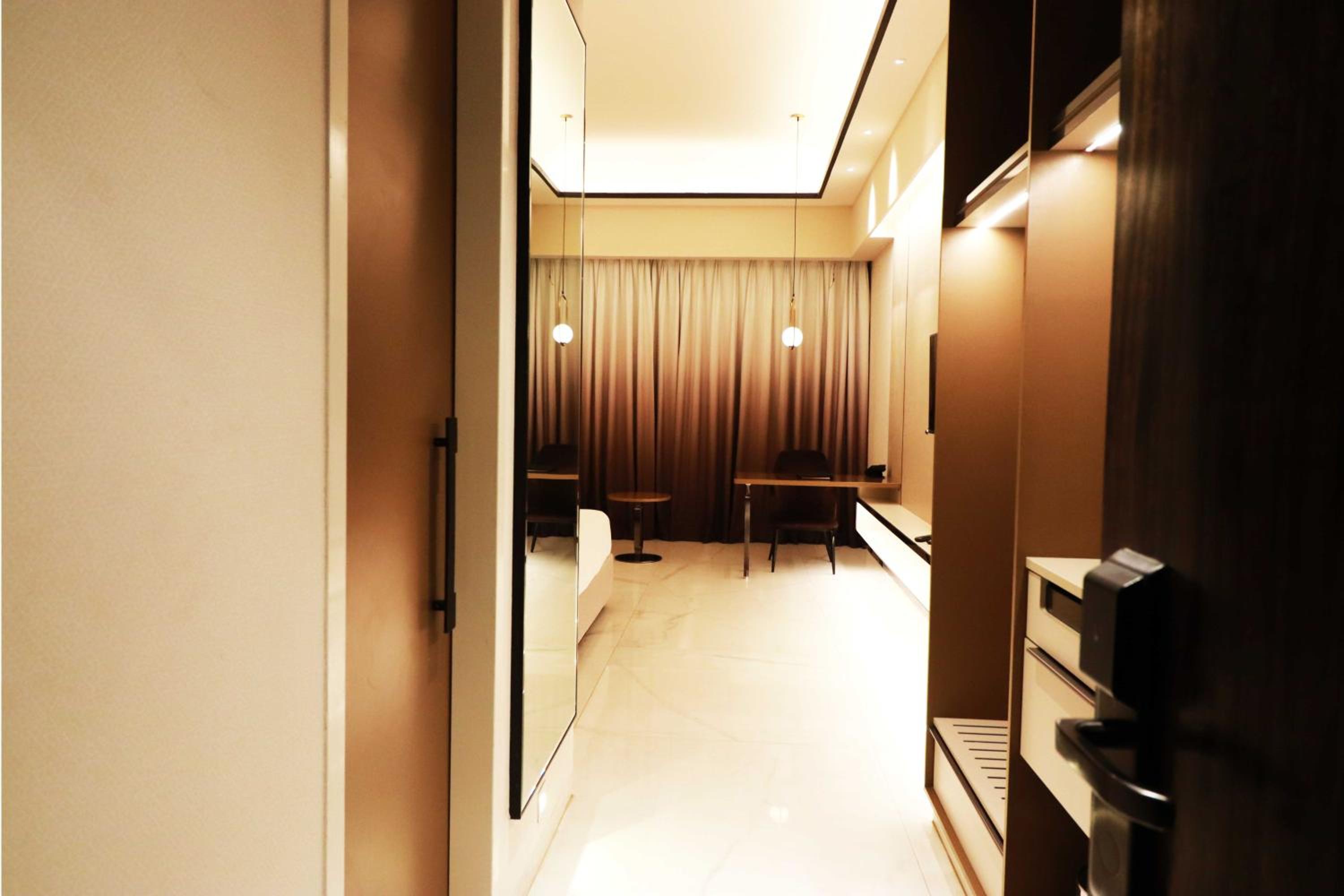 Deluxe Room - Photo 3