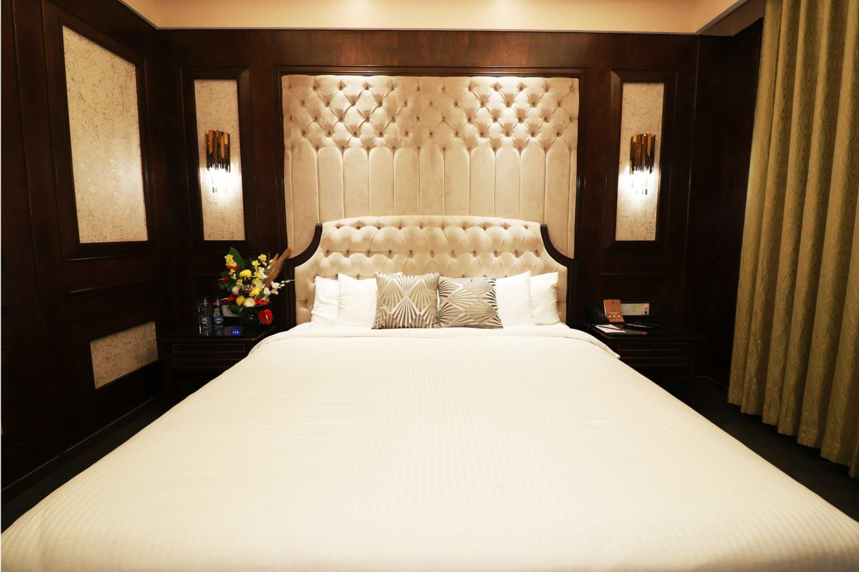 Suite - Photo 12