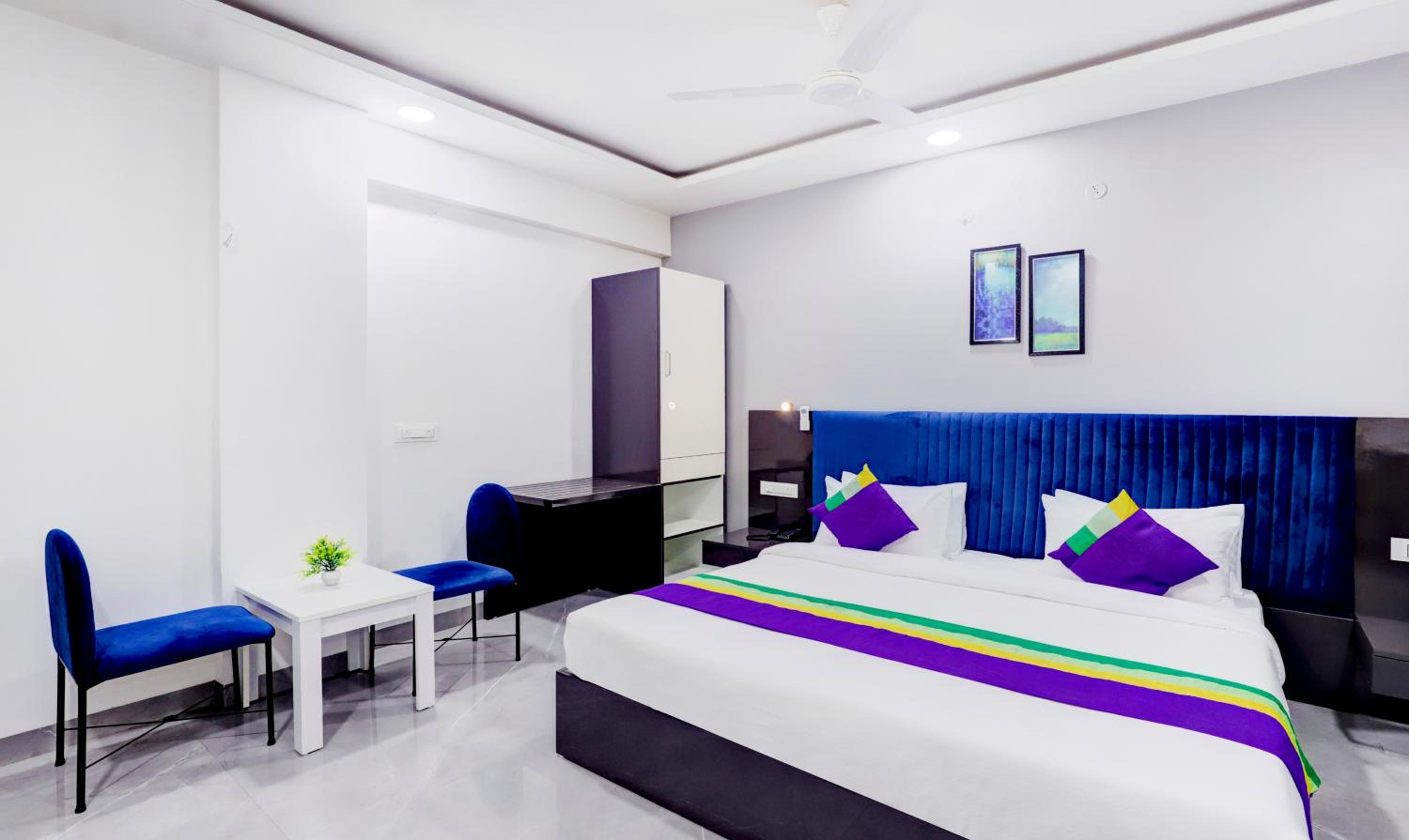 Deluxe Double Room - Photo 1