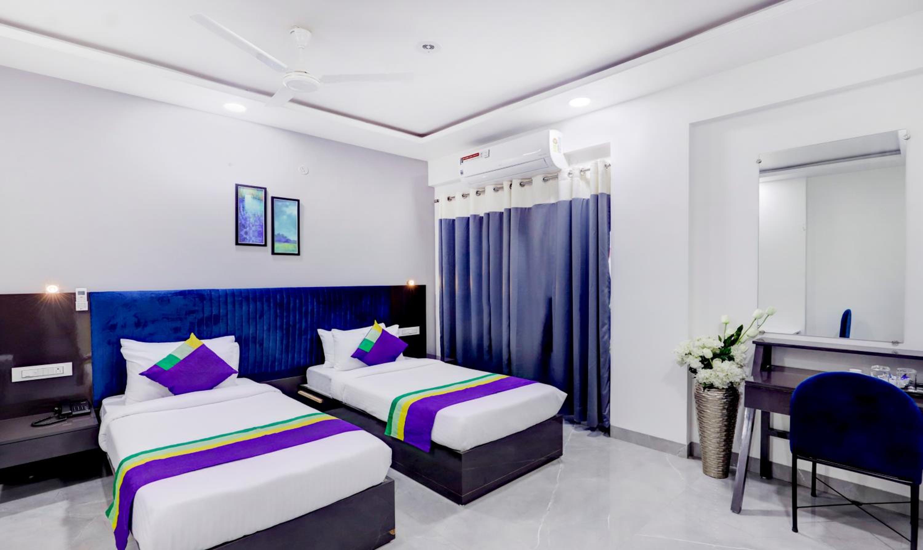 Deluxe Double Room - Photo 9