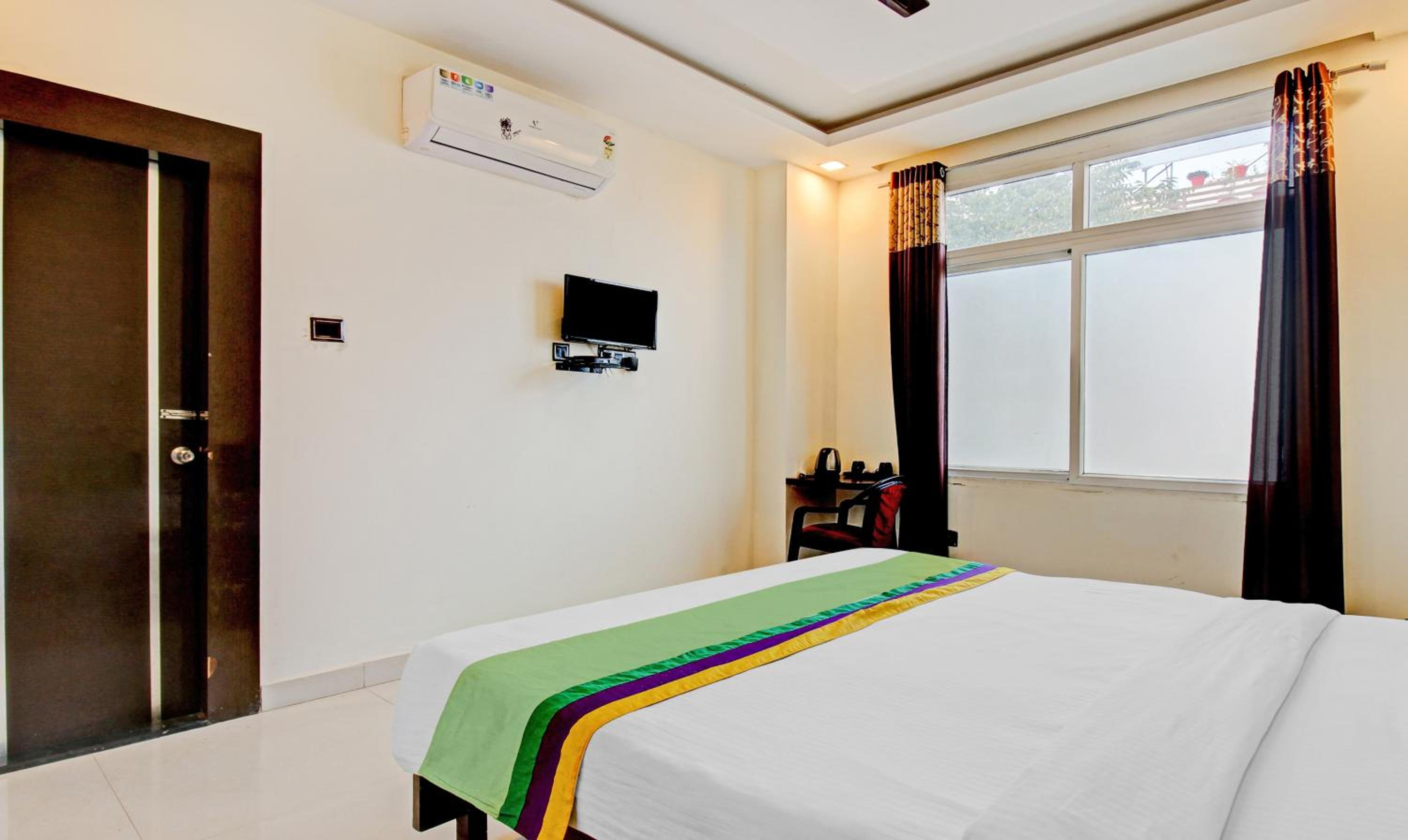Standard Room - Photo 10
