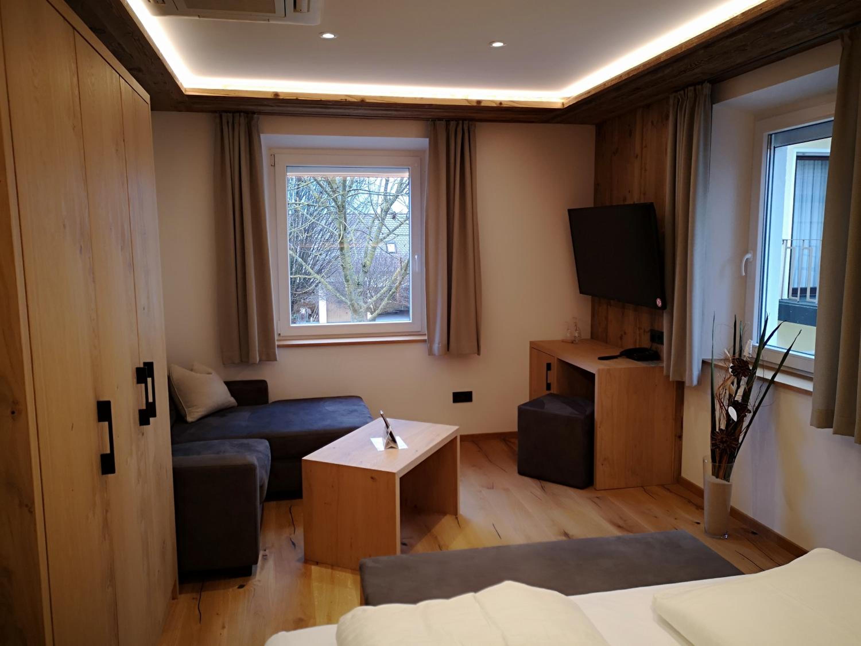 Double Room - Photo 1