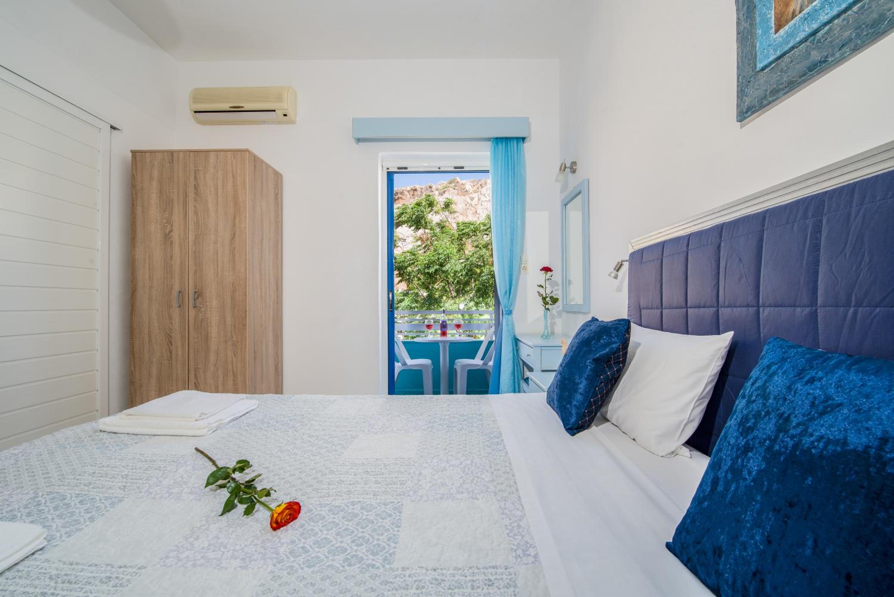 Double Room with Mountain View