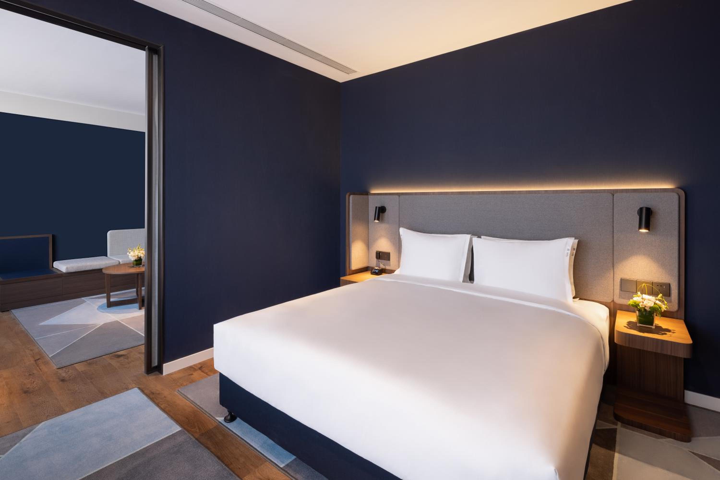 One-Bedroom Suite - Photo 1