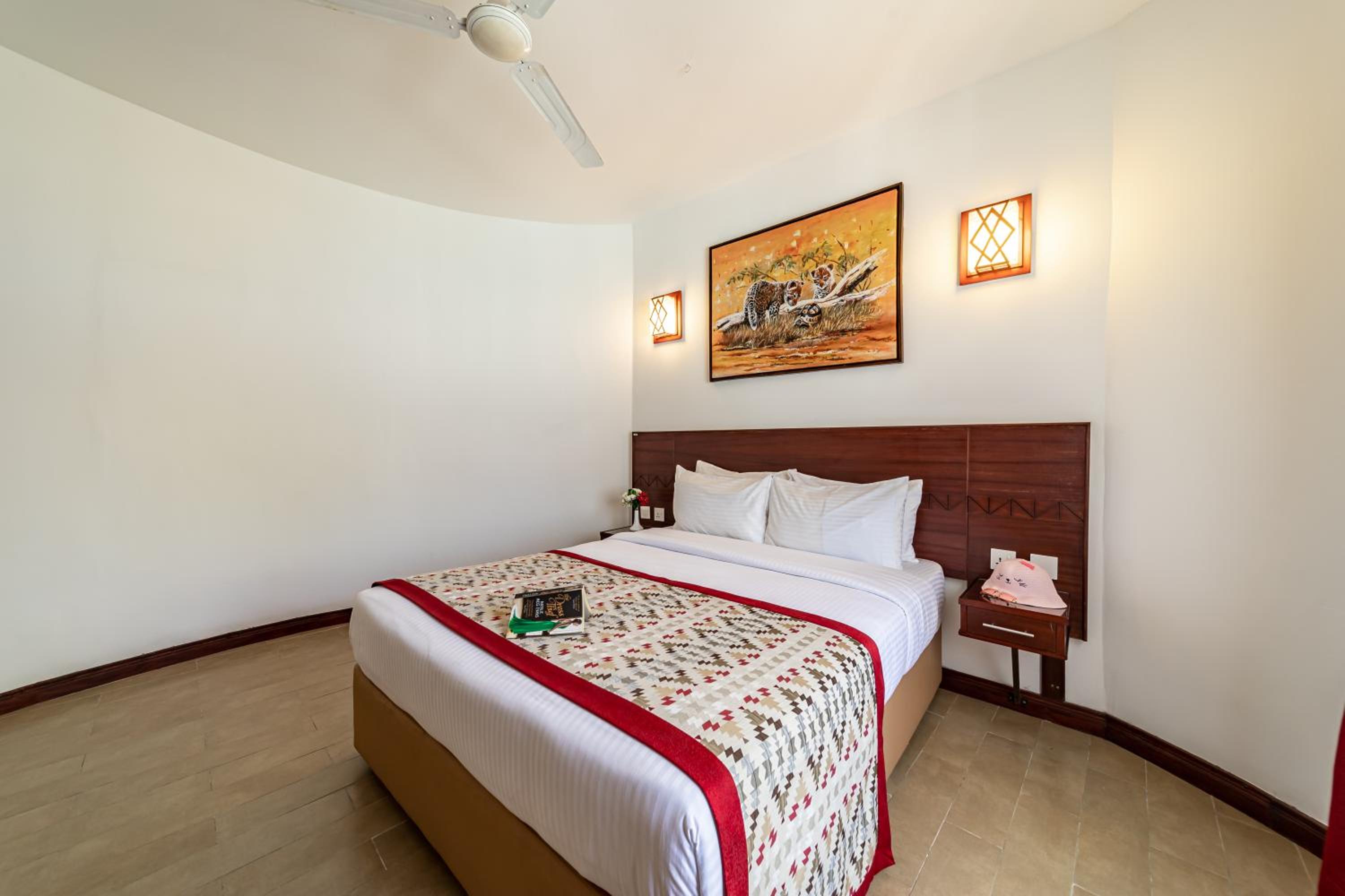 Deluxe Room - Photo 3