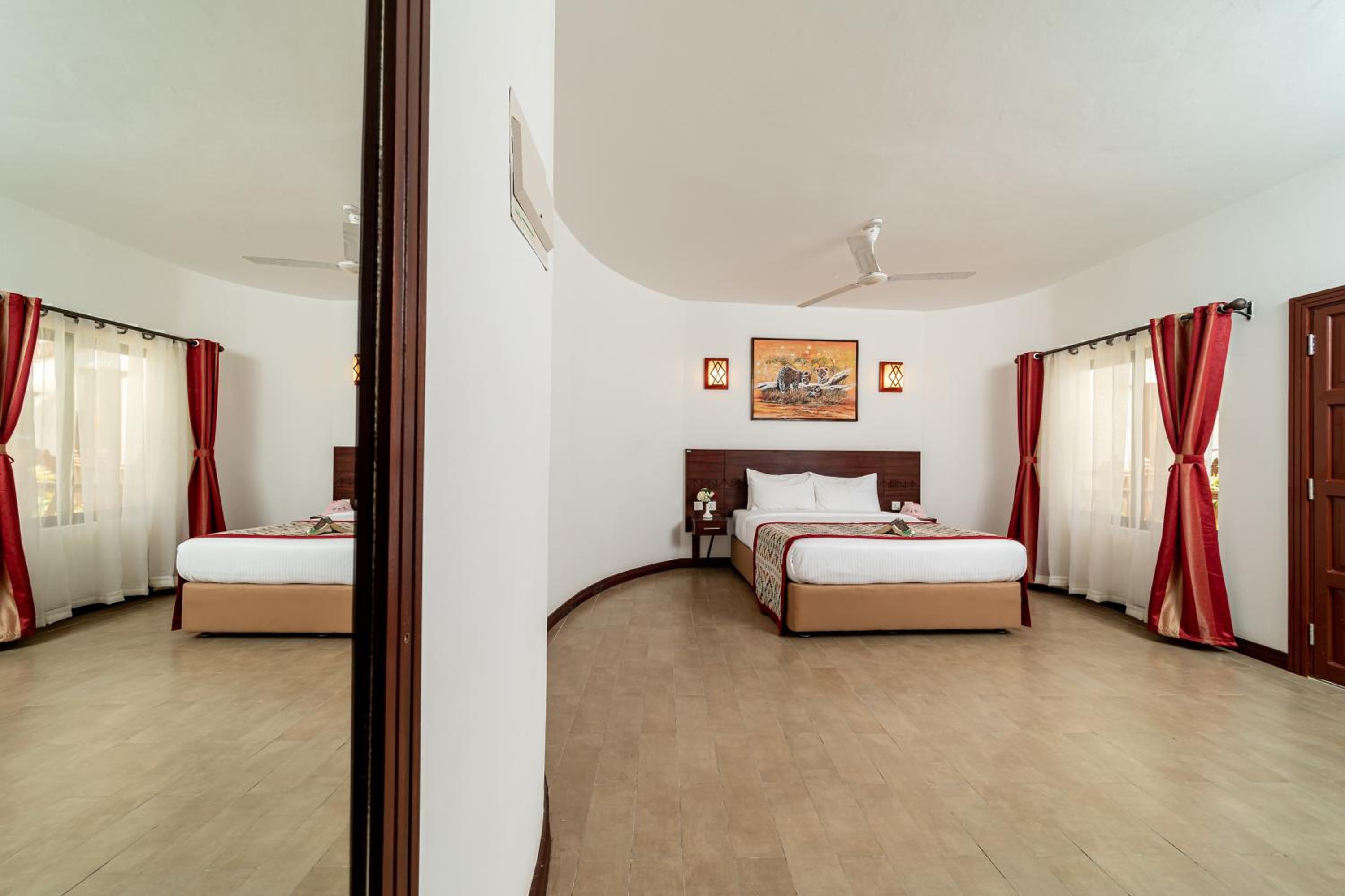 Deluxe Room - Photo 5