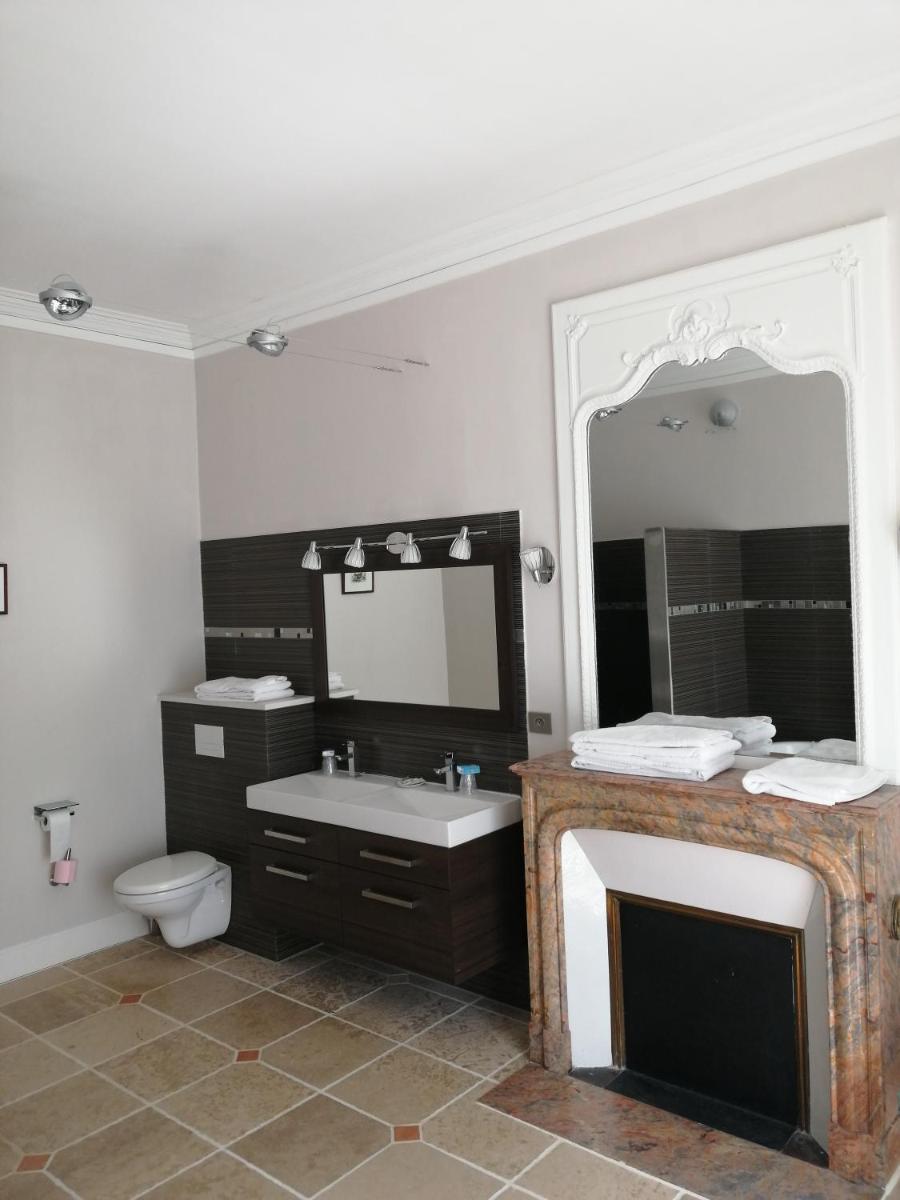 Large Double Room photo 1