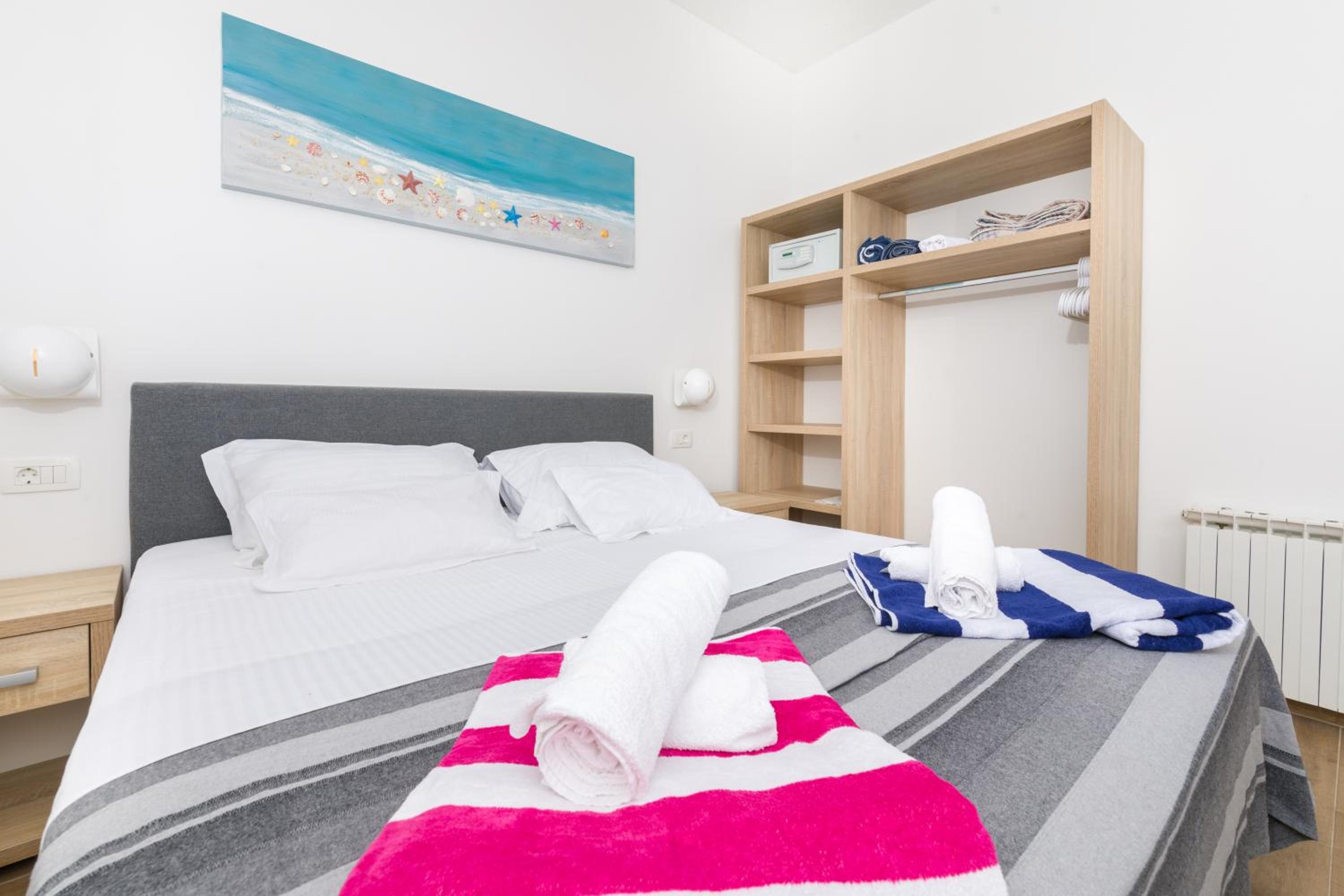 Superior King Suite photo 1