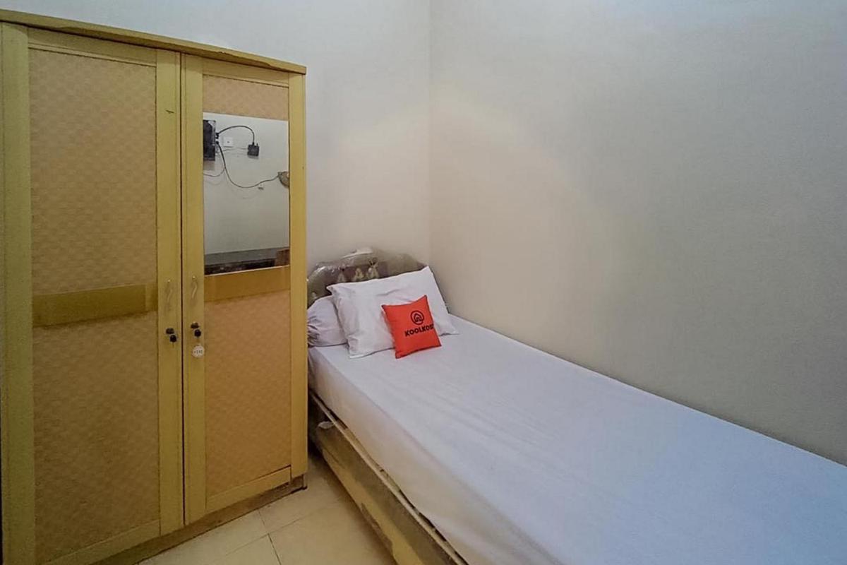 Single Room photo 2
