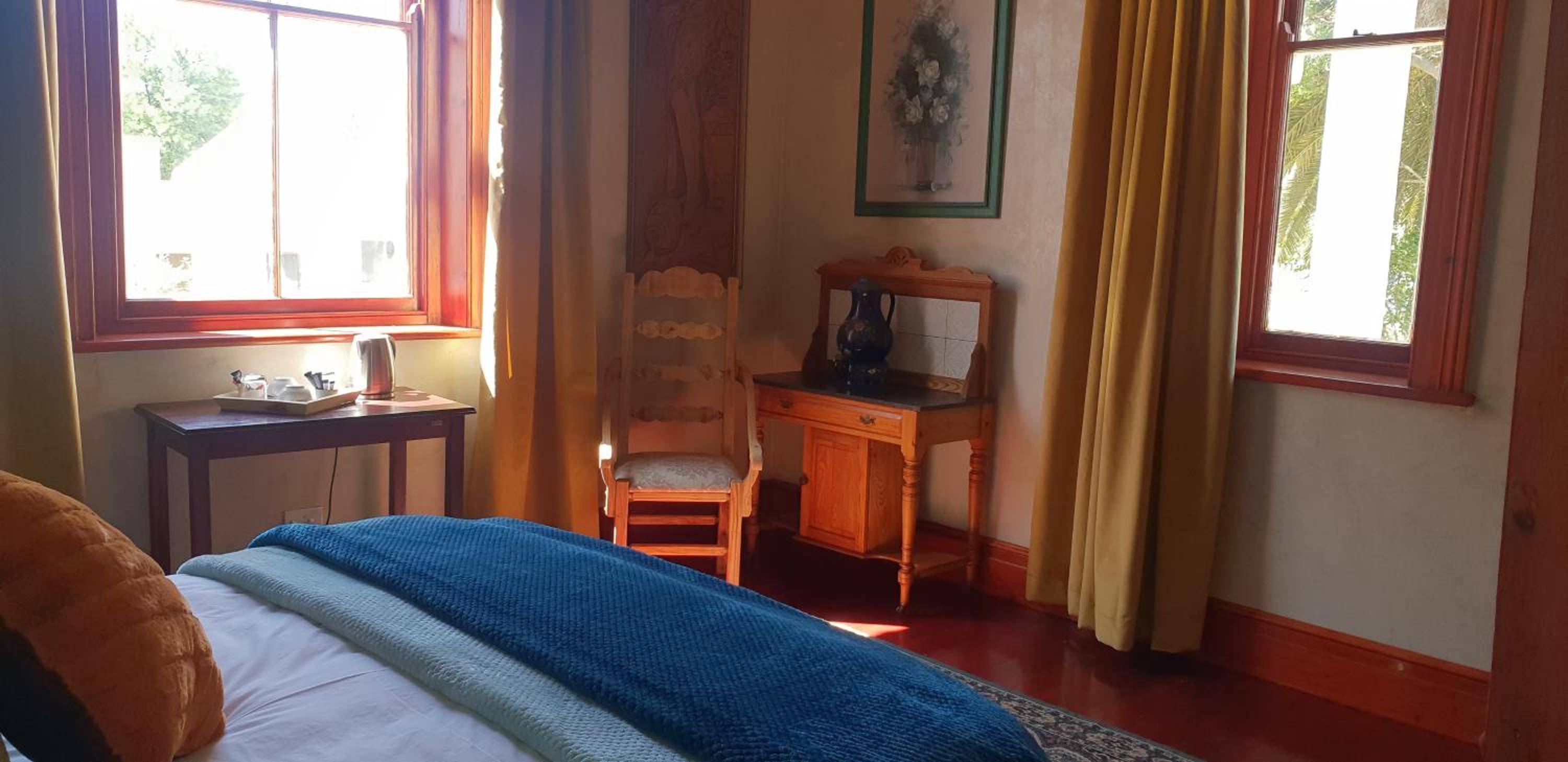 Budget Double Room - Photo 7