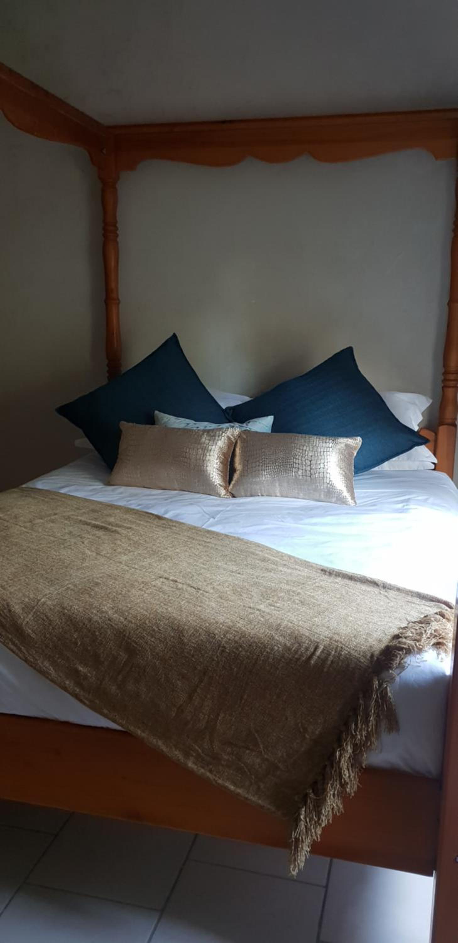Deluxe Double Room with Balcony - Photo 1