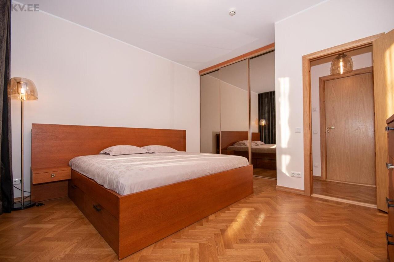 One-Bedroom Apartment - Photo 6