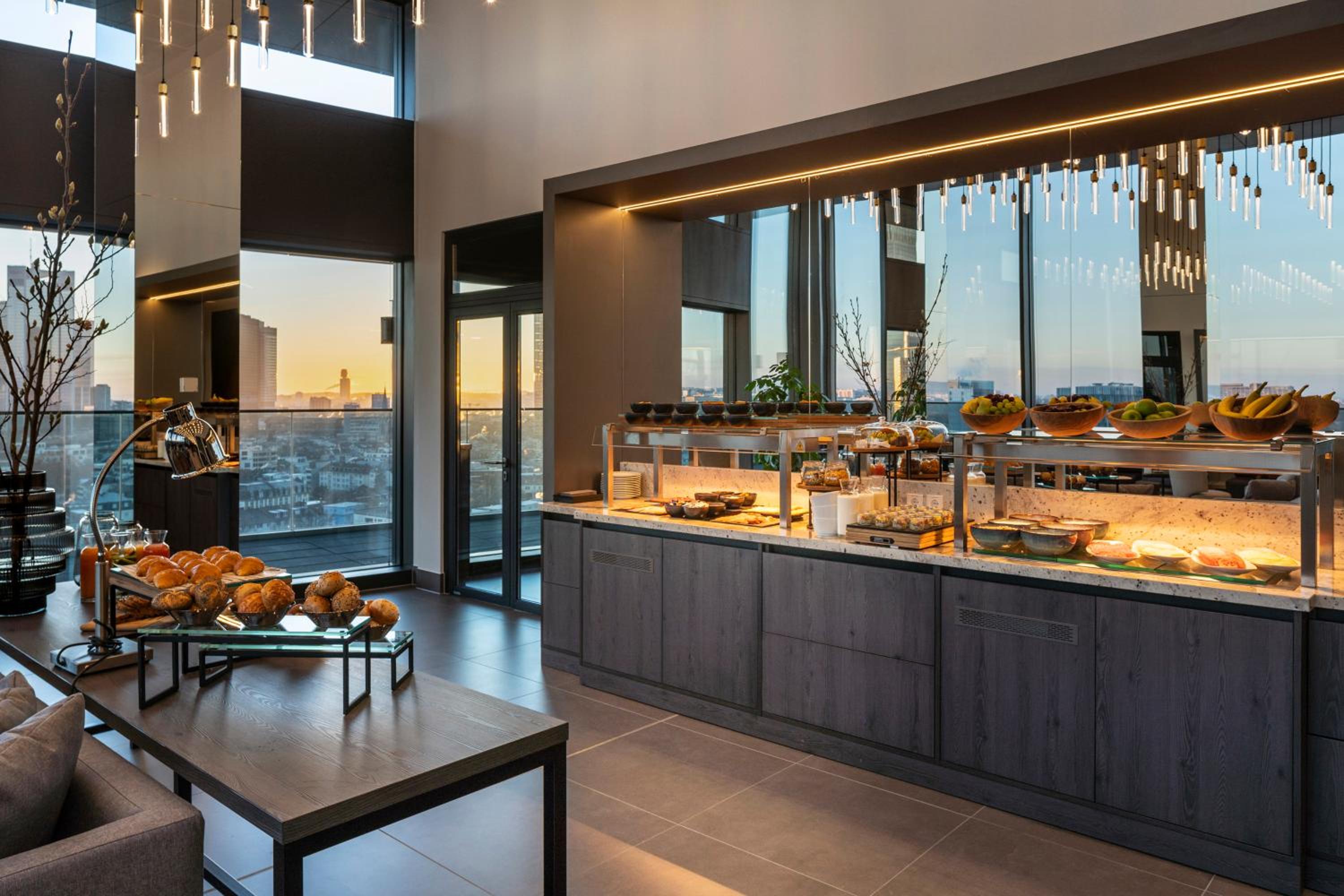 The Level Grand Suite with Skyline View
