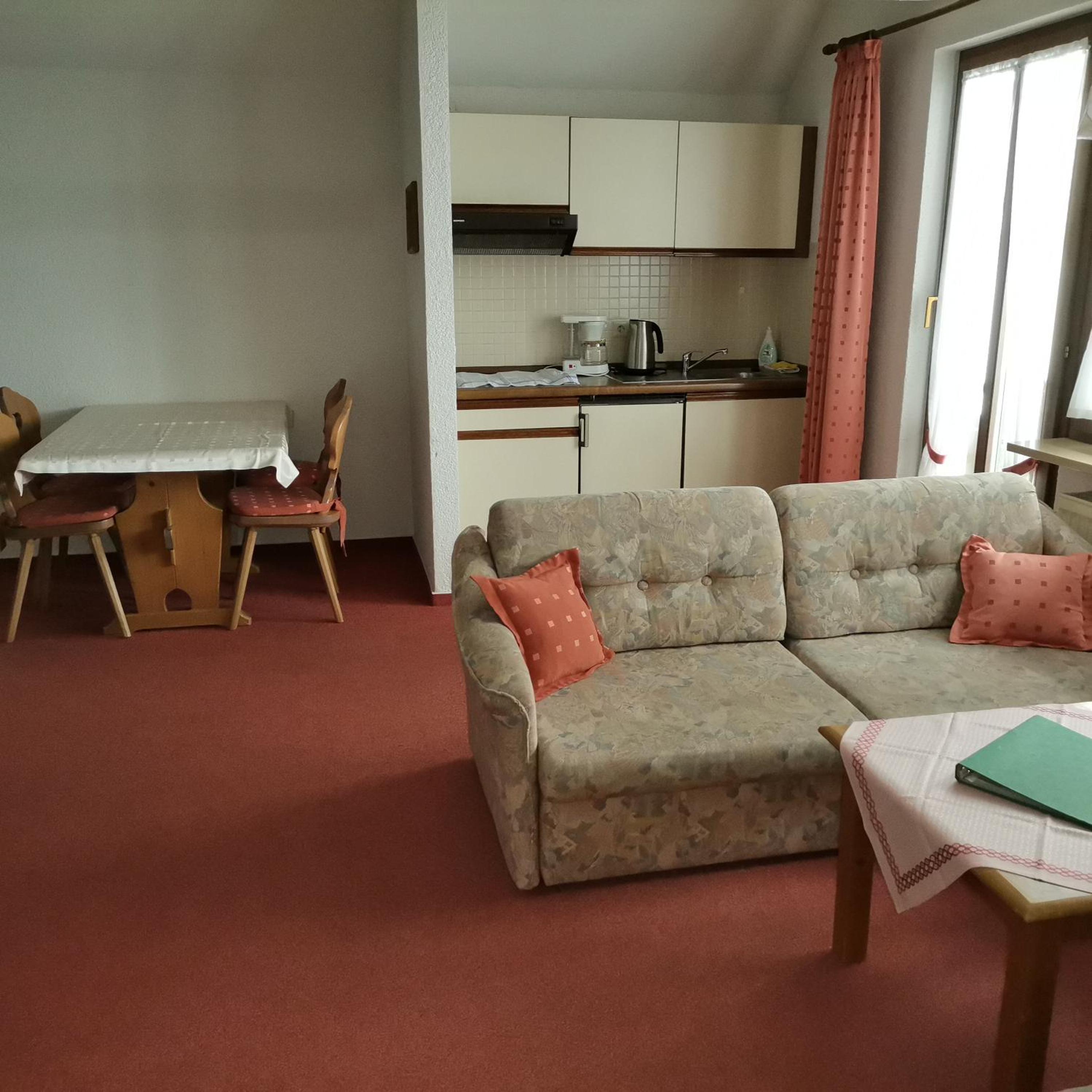 Apartment - Split Level photo 2