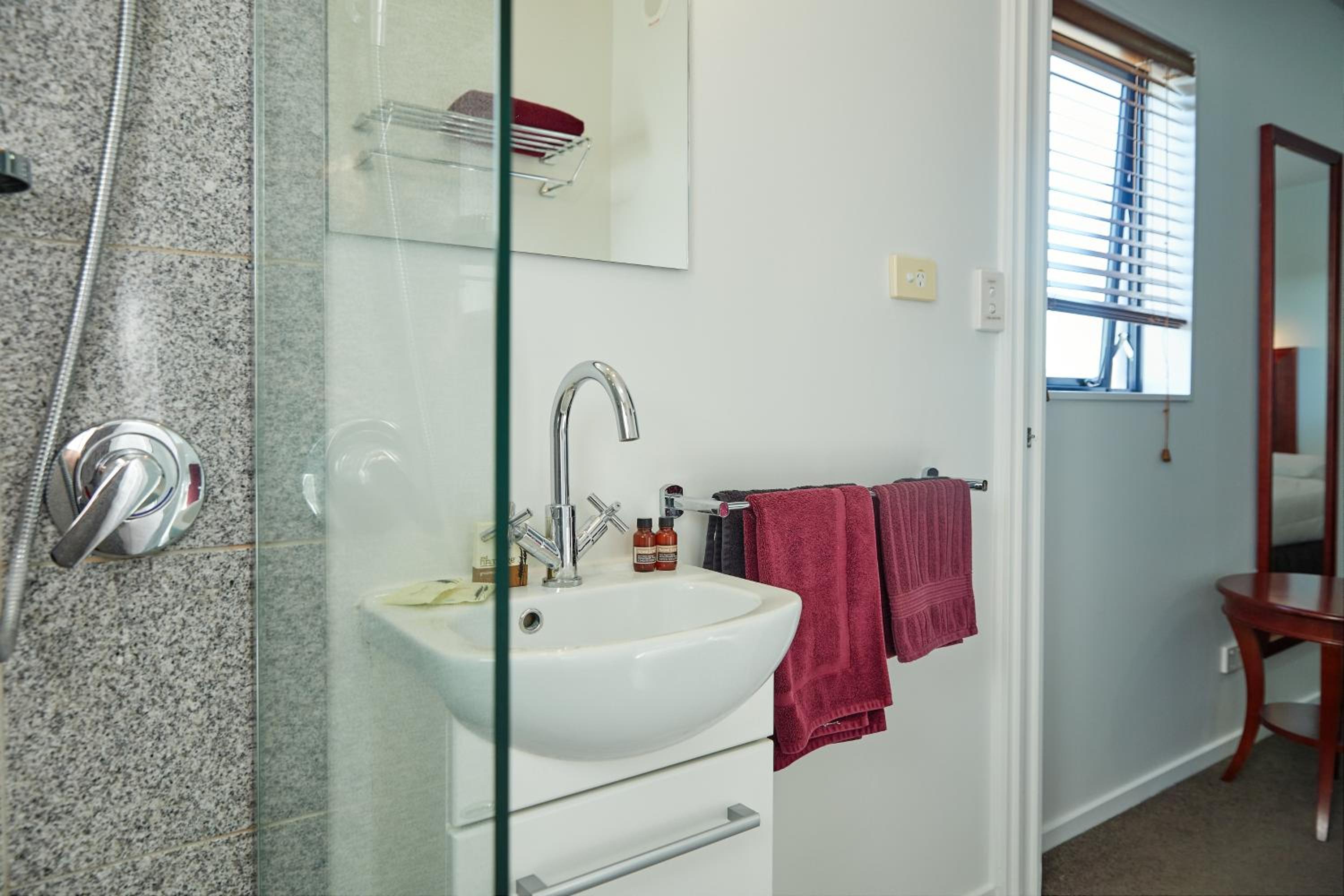 Executive One-Bedroom Suite photo 3