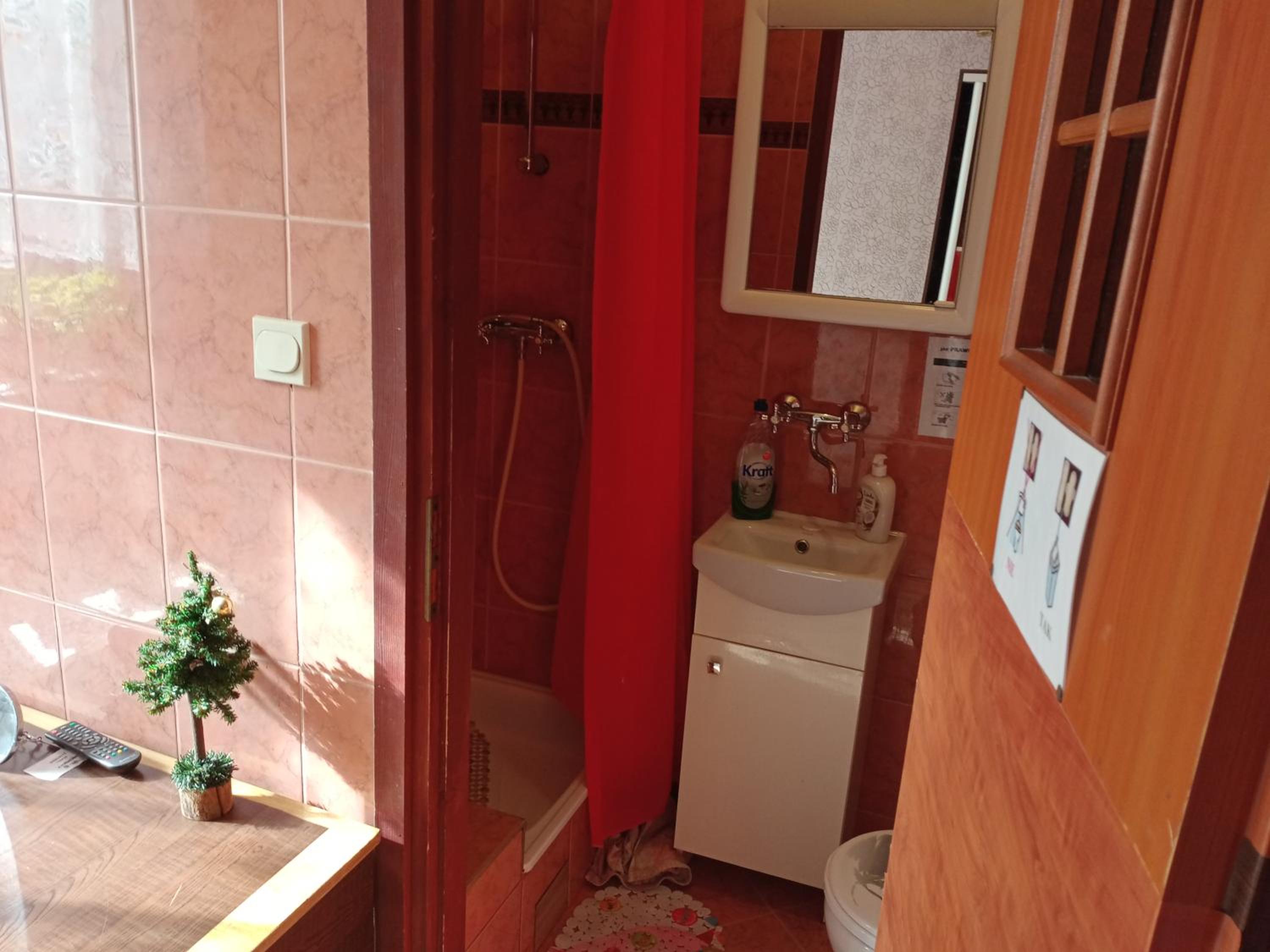 Small Twin Room photo 2