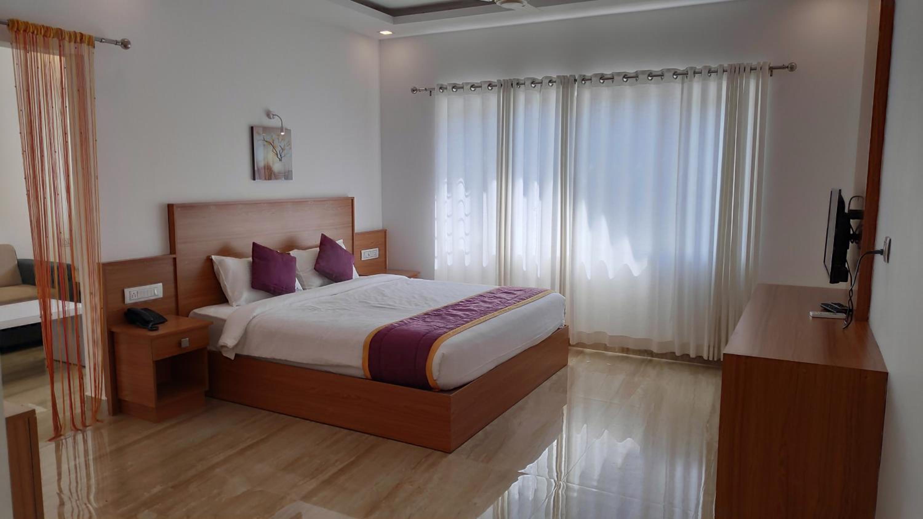 Suite with Balcony photo 2