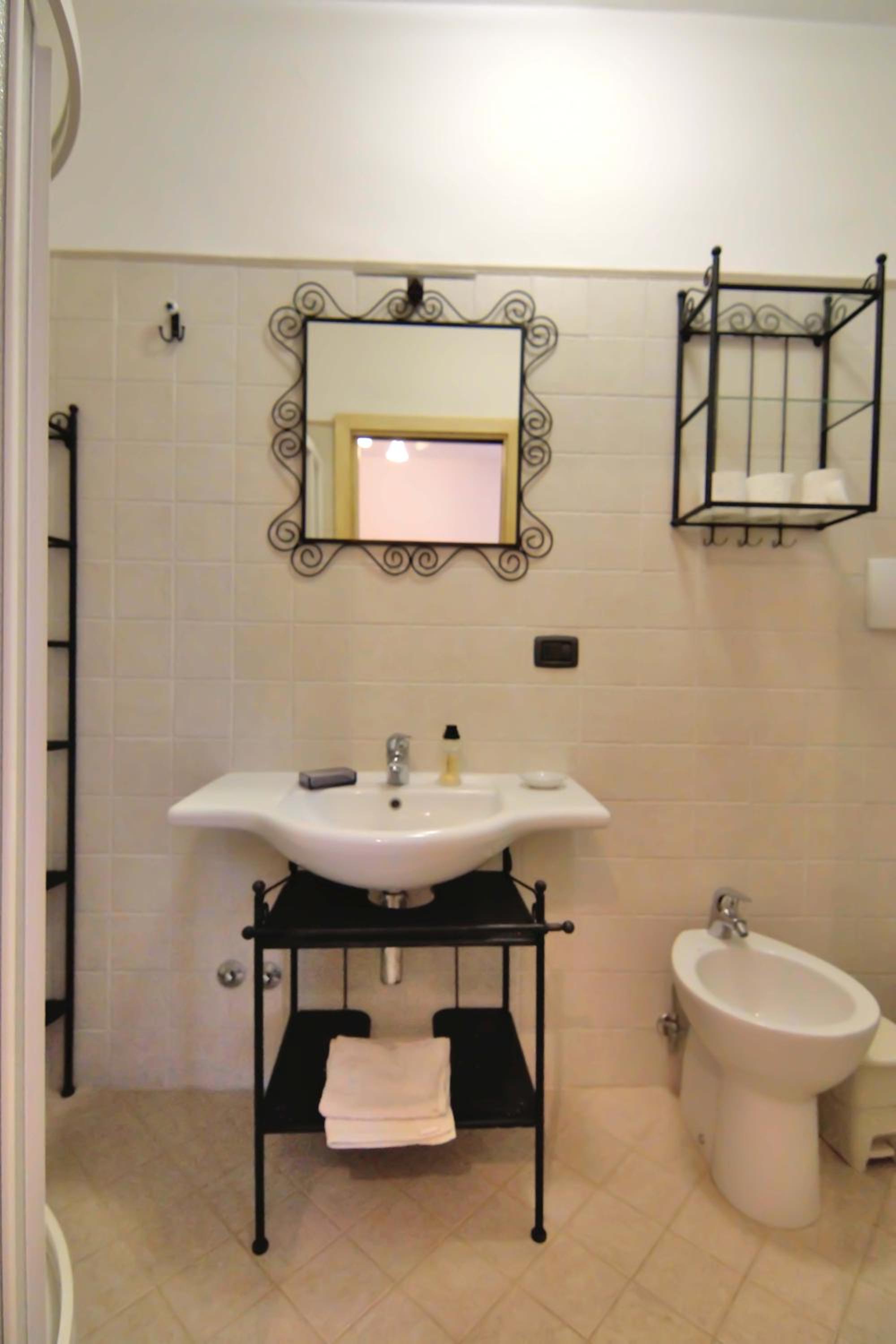 One-Bedroom House photo 3