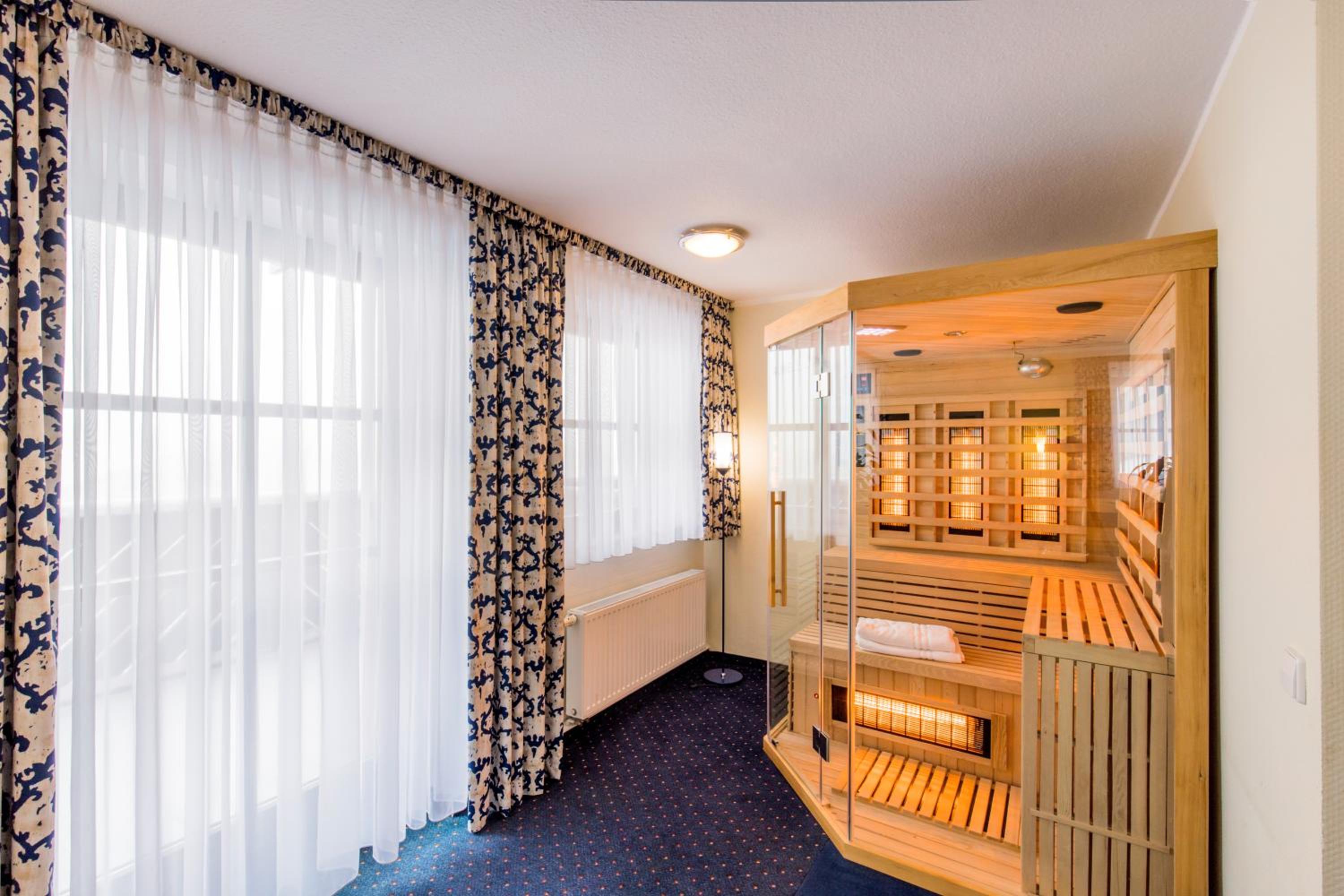 Suite with Balcony photo 3