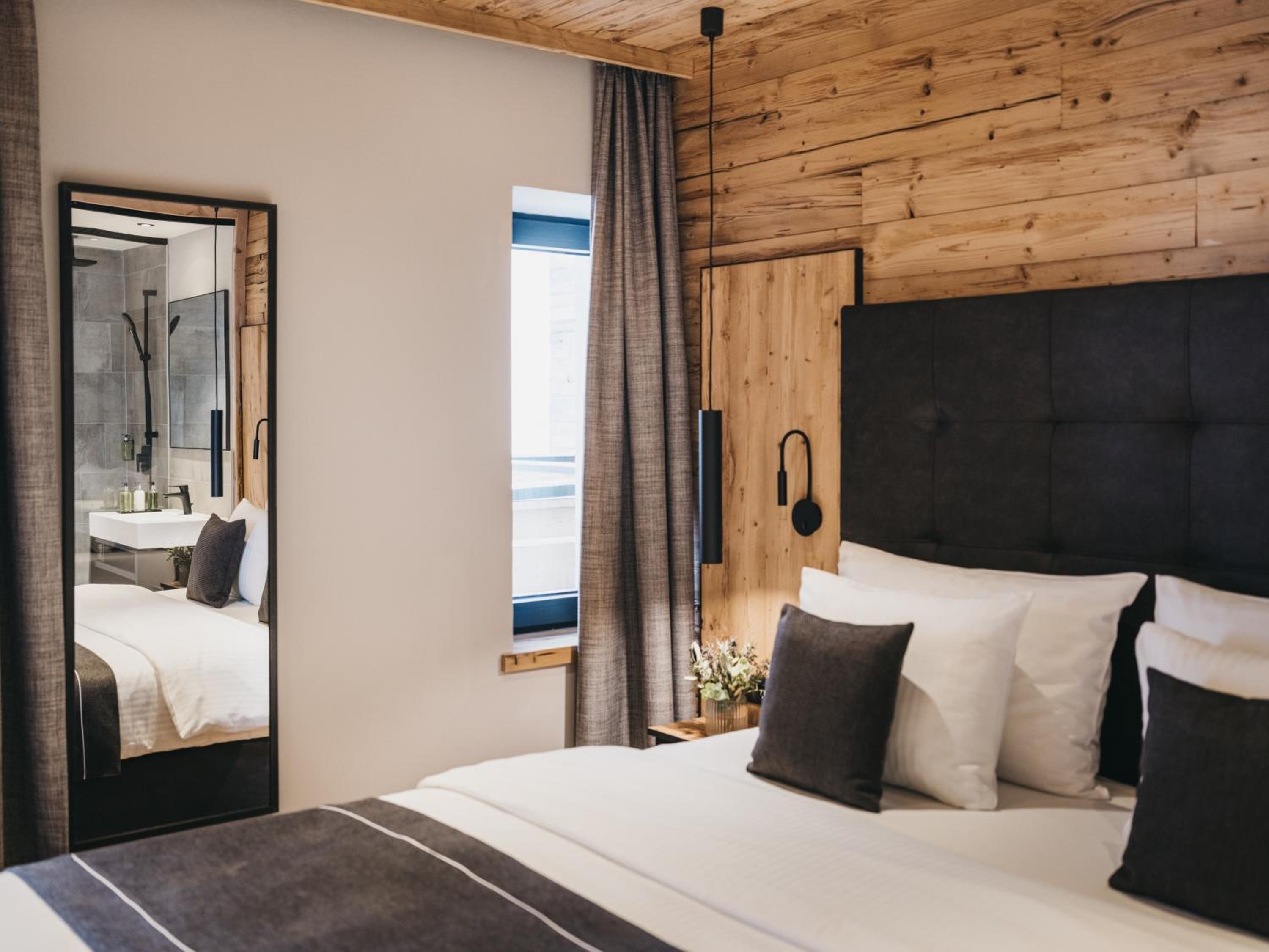 Superior Double Room - Photo 1
