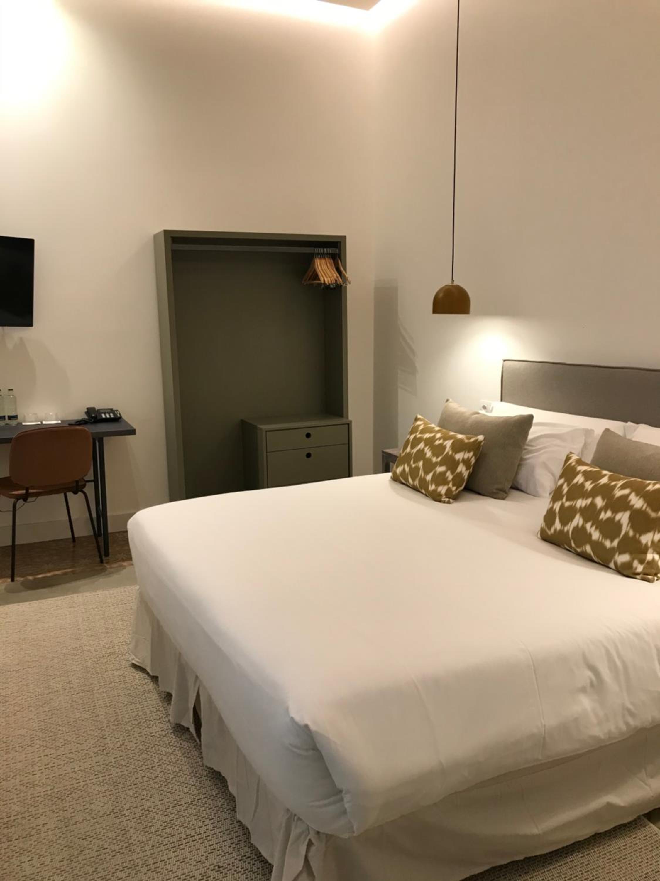 Deluxe Interior Double Room
