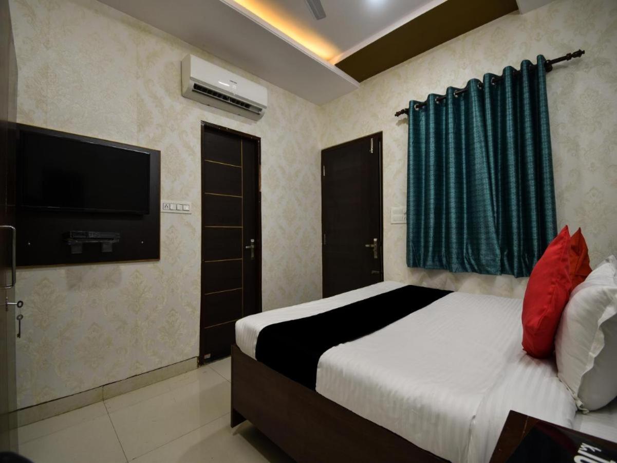 Deluxe Room - Photo 1