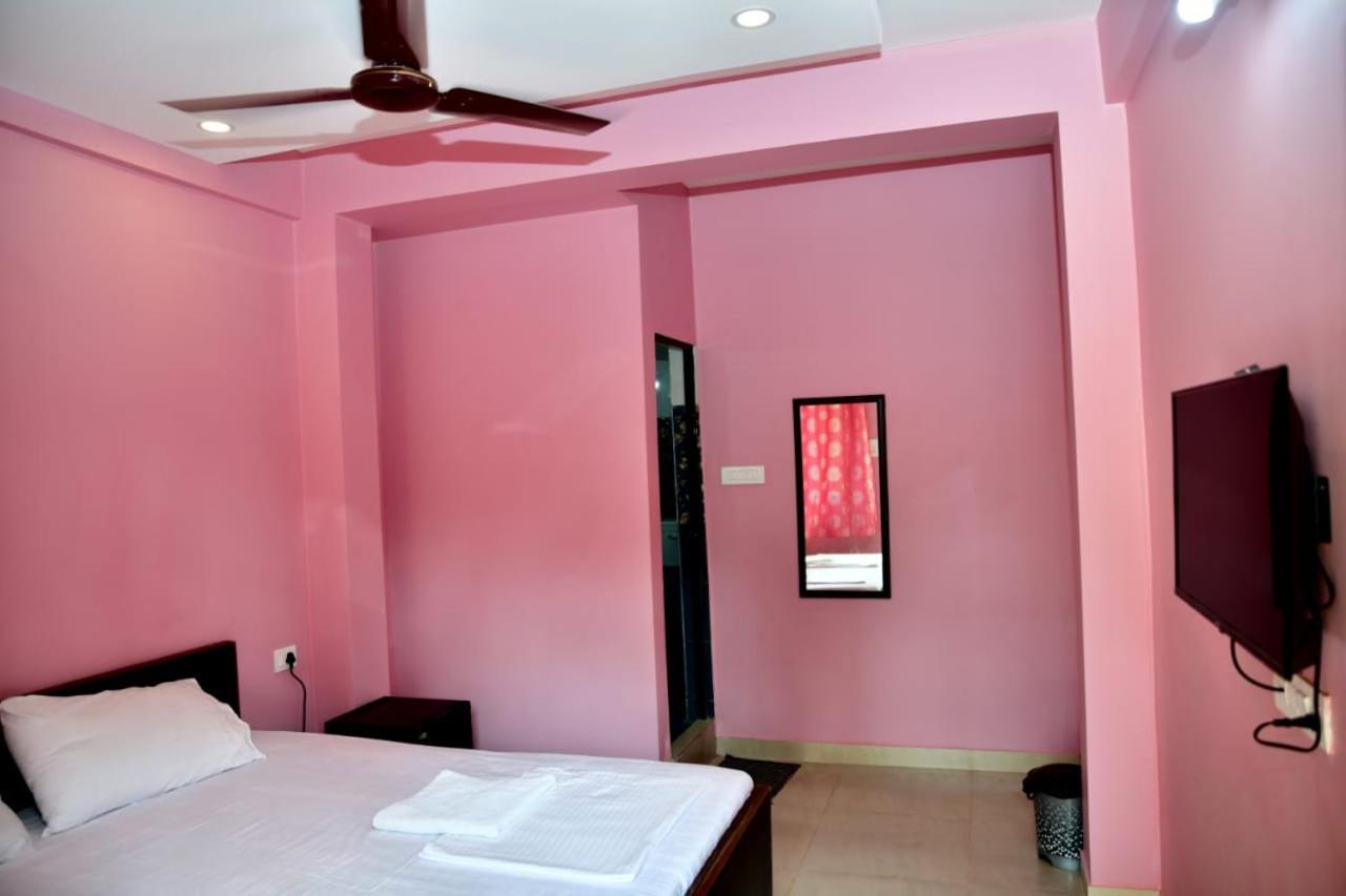 Standard Double Room - Photo 5