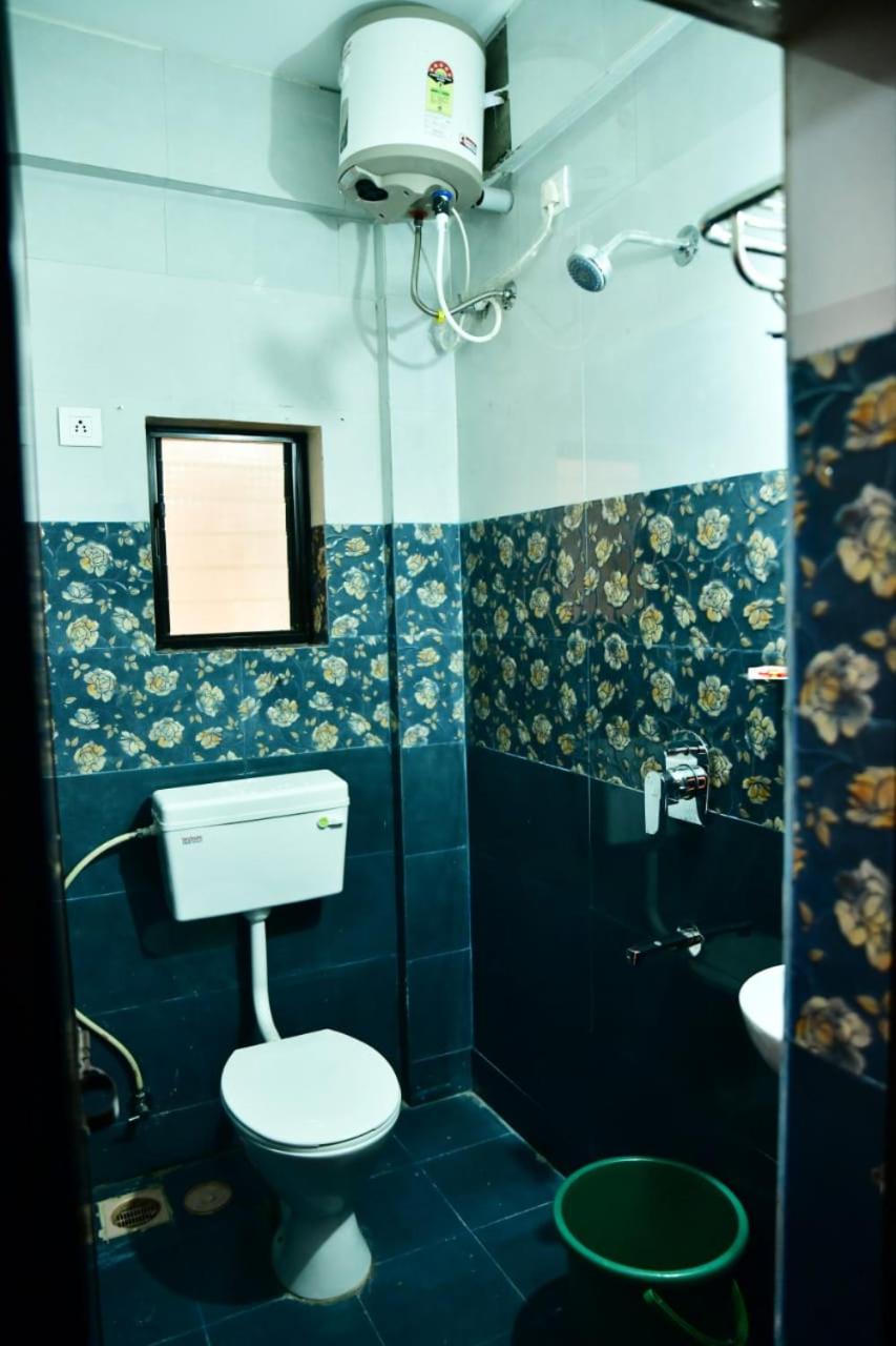 Standard Double Room - Photo 19