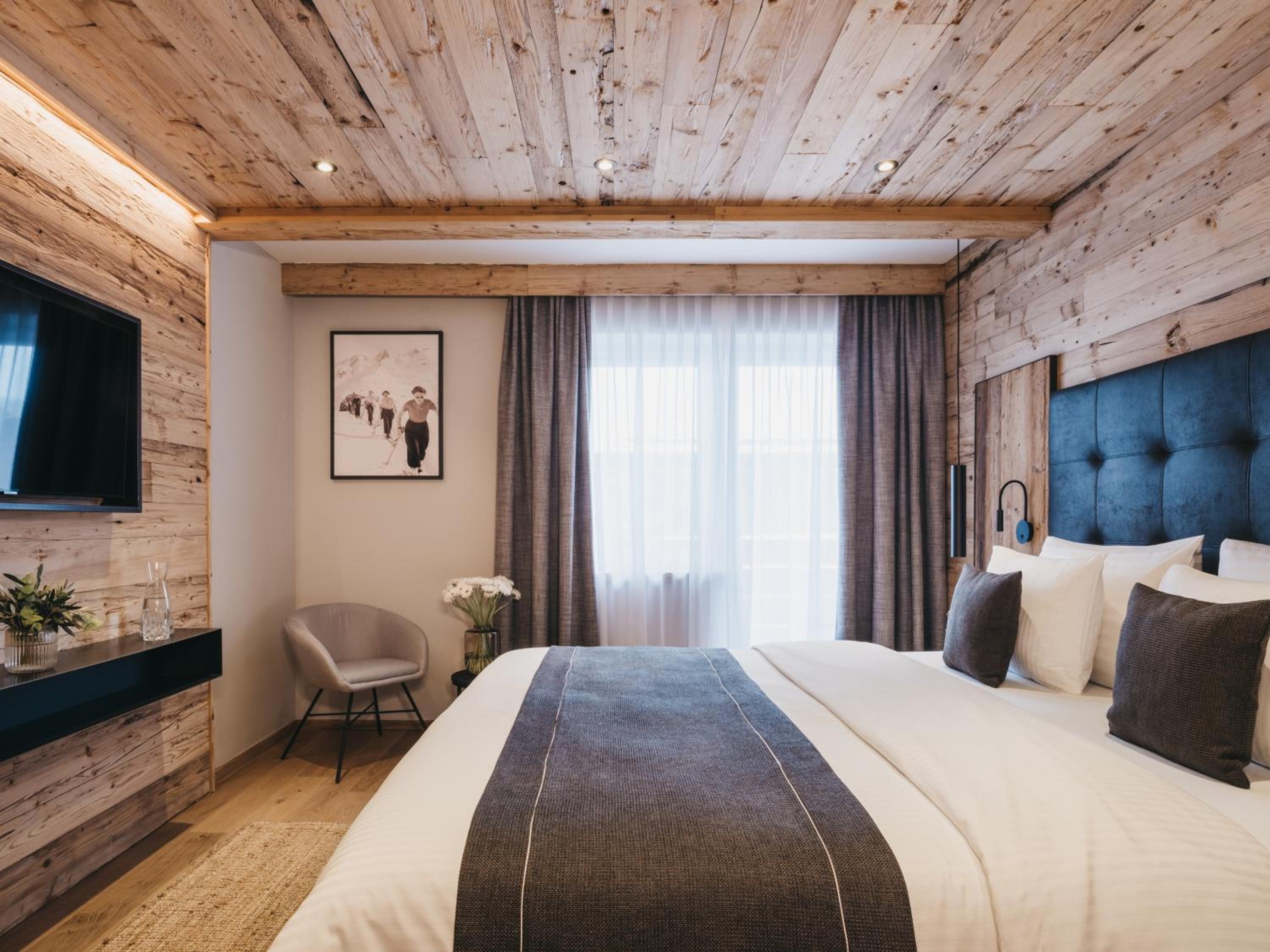 One-Bedroom Spa Suite with View - Photo 4