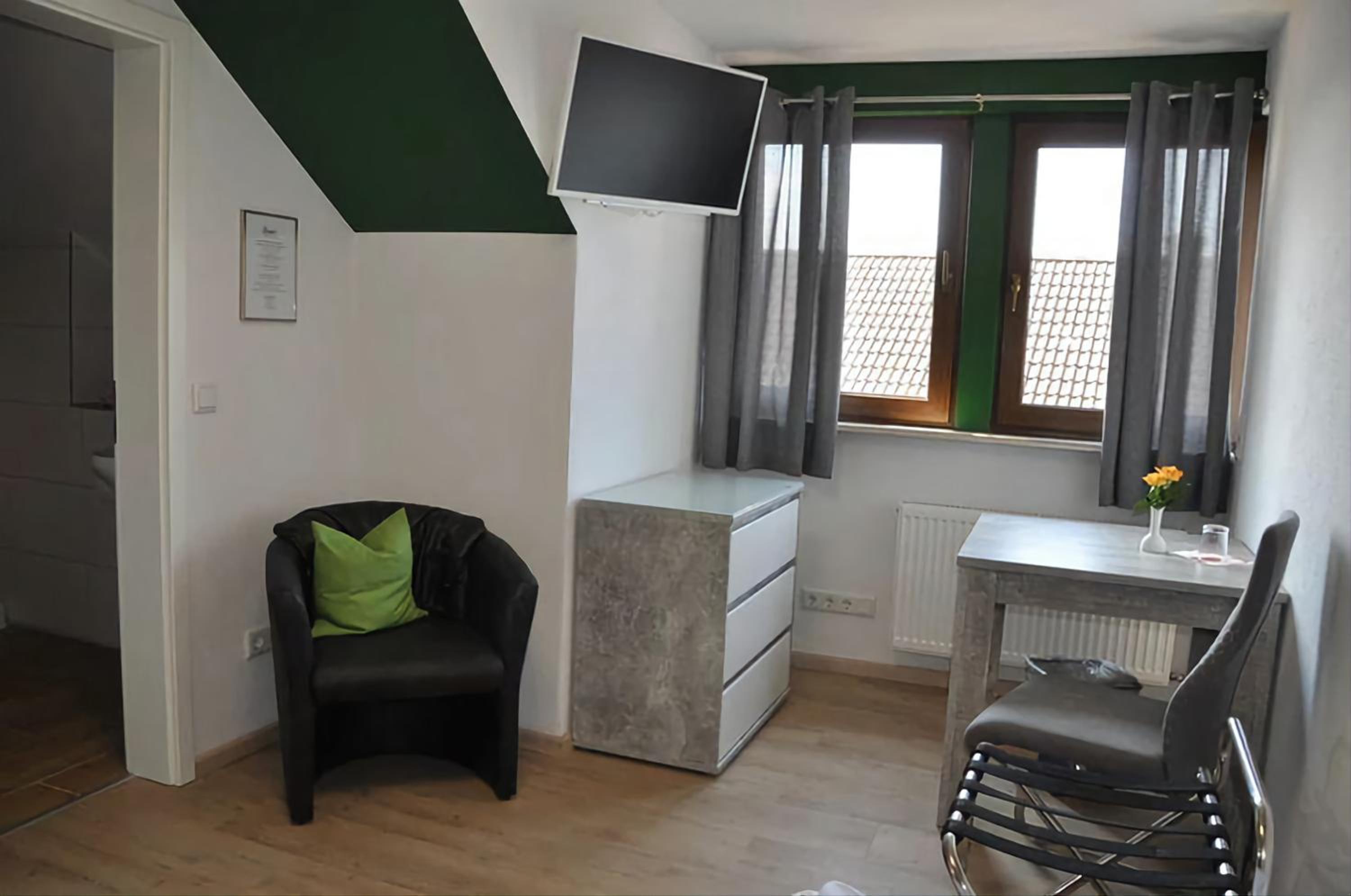 Single Room photo 1