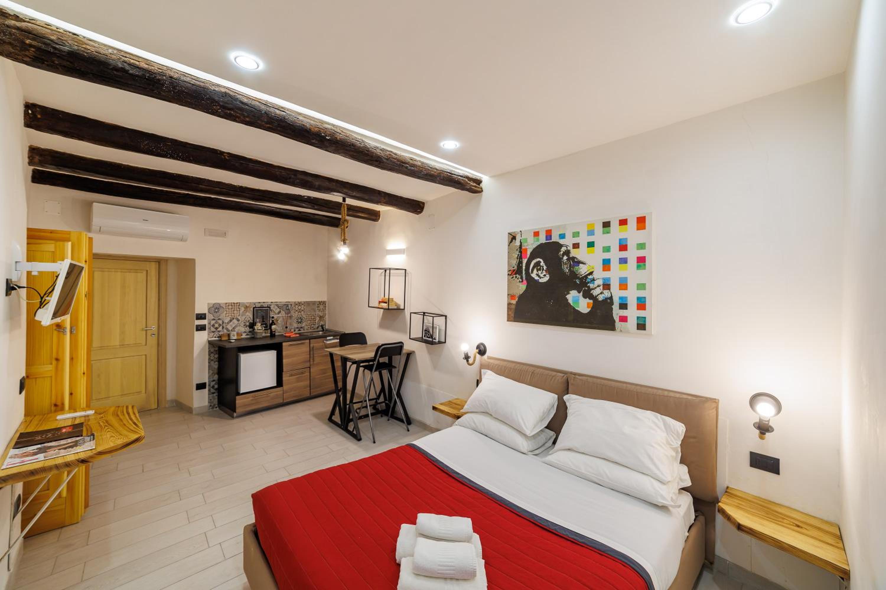 One-Bedroom Apartment