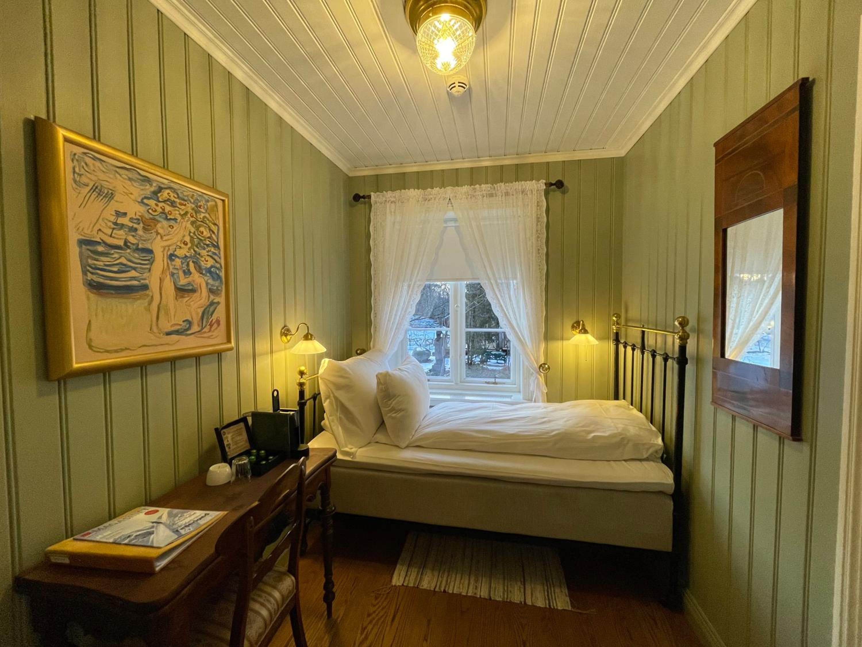 Single Room photo 1