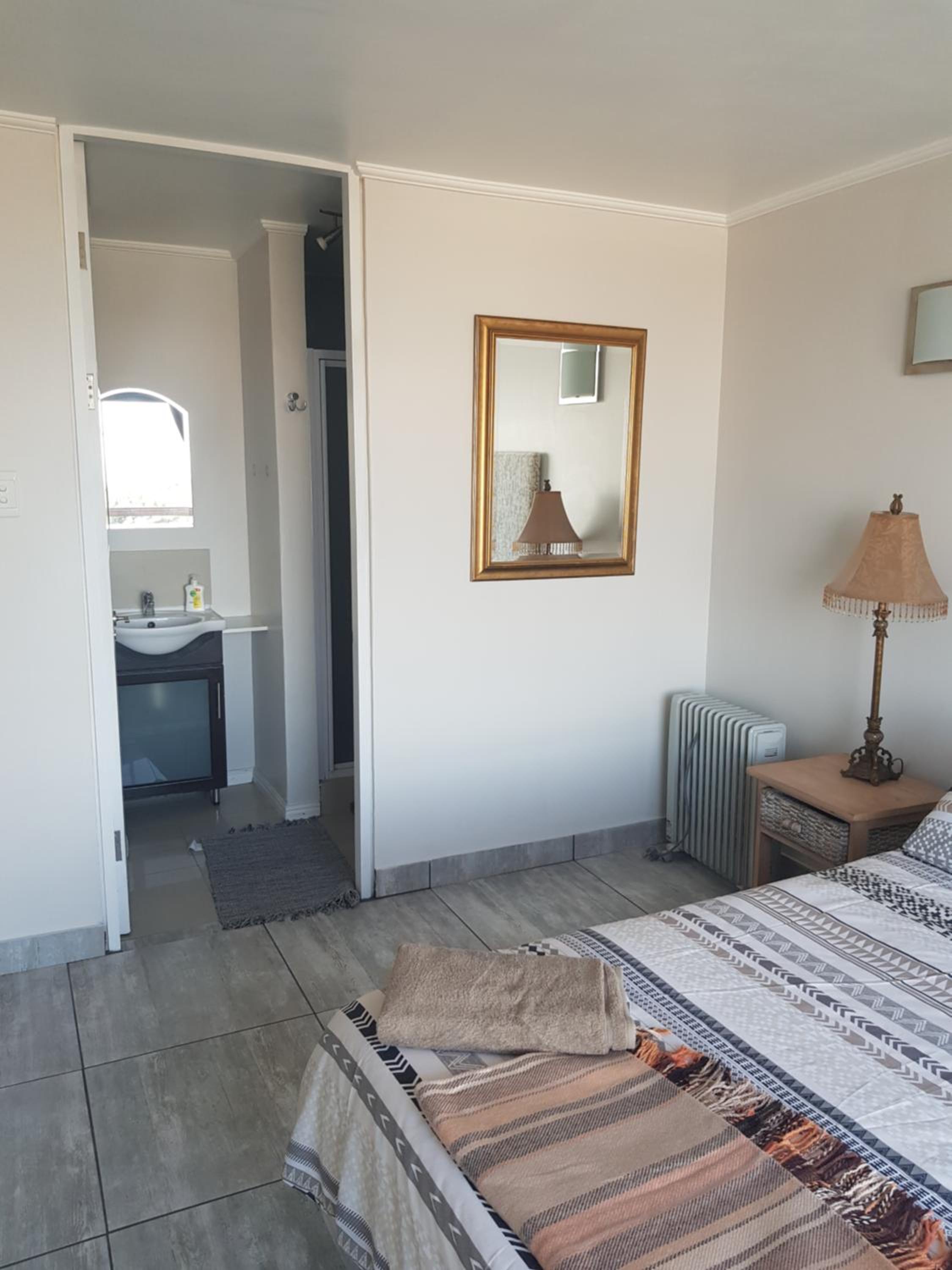 Two-Bedroom Apartment - Photo 17