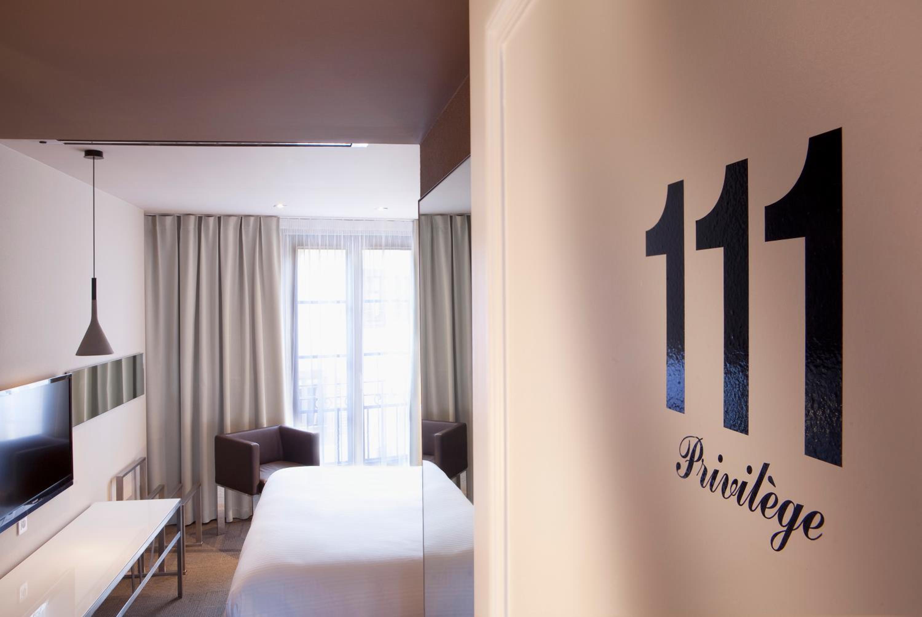 Superior Double Room - Photo 11