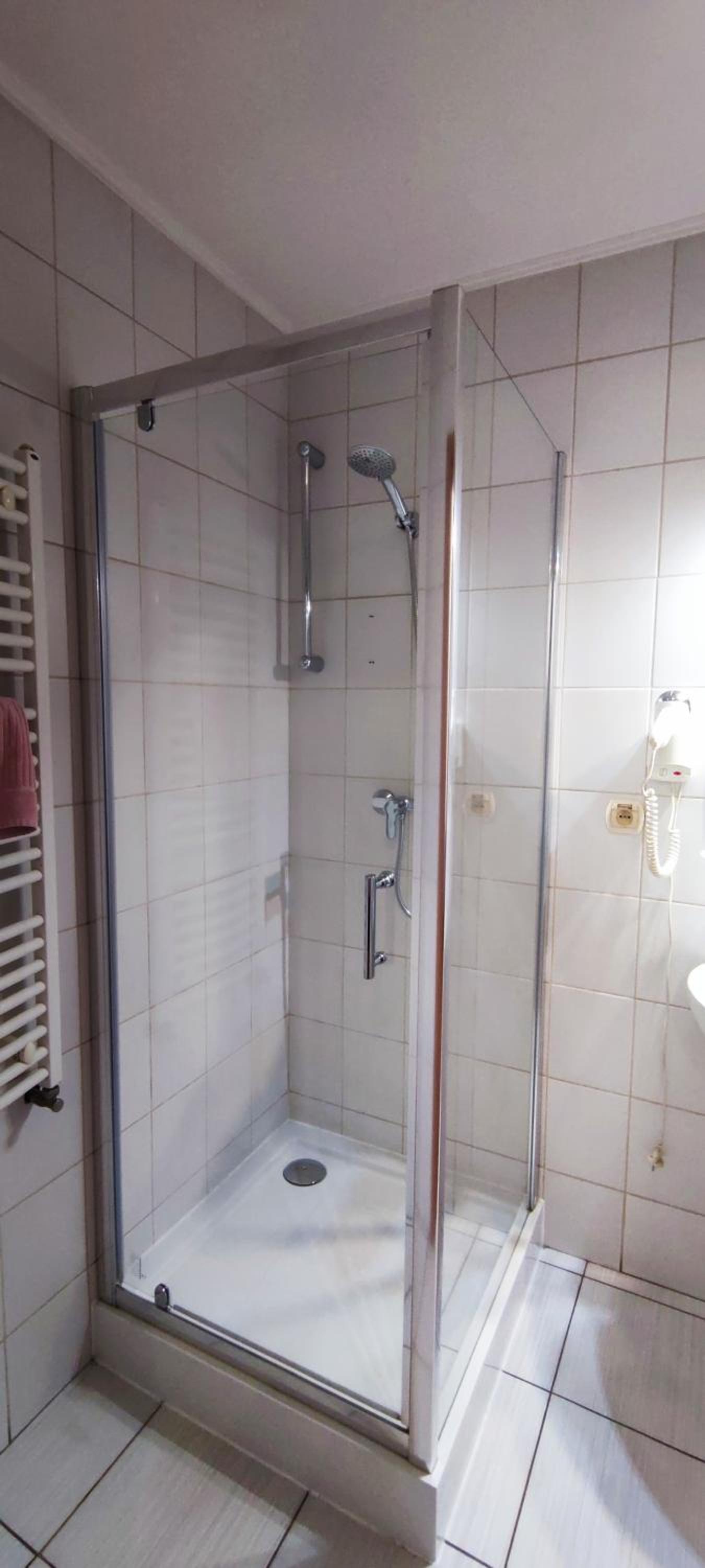 Double Room - Photo 5