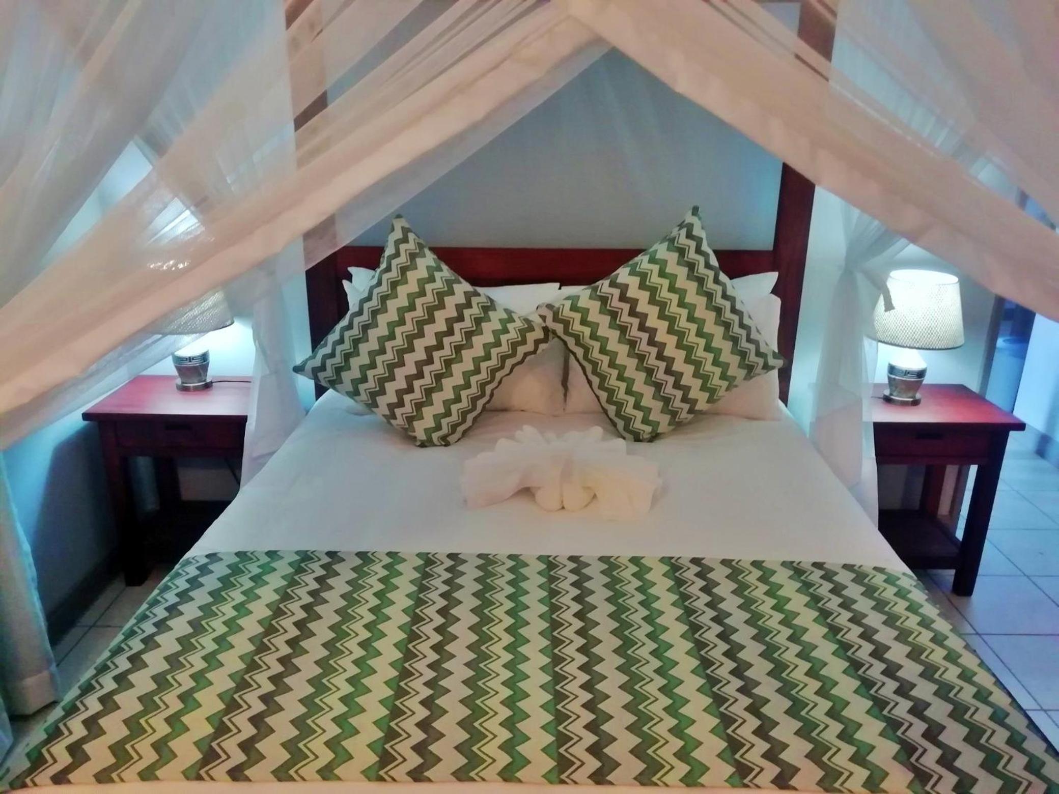Double Room - Photo 15