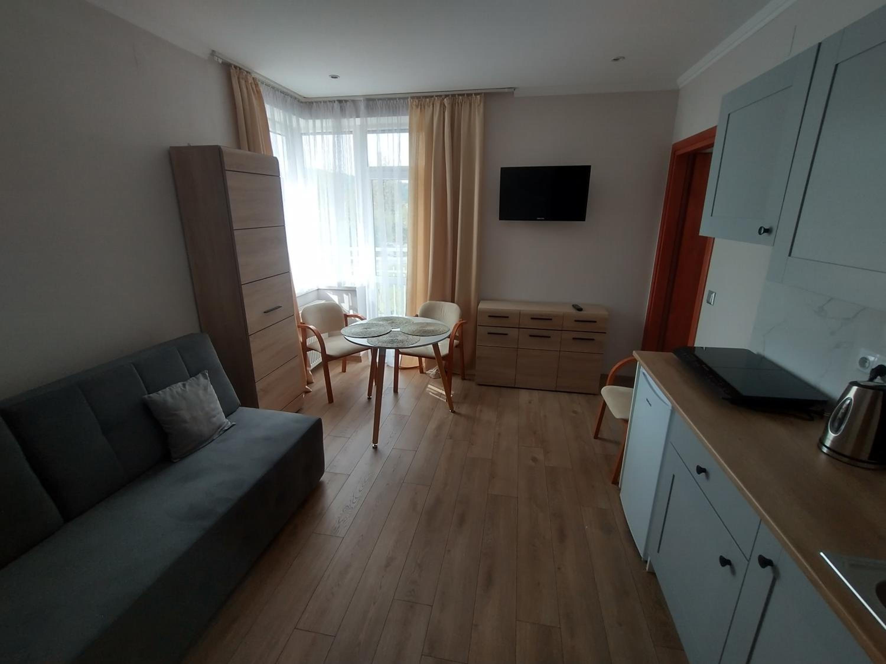 One-Bedroom Suite photo 2